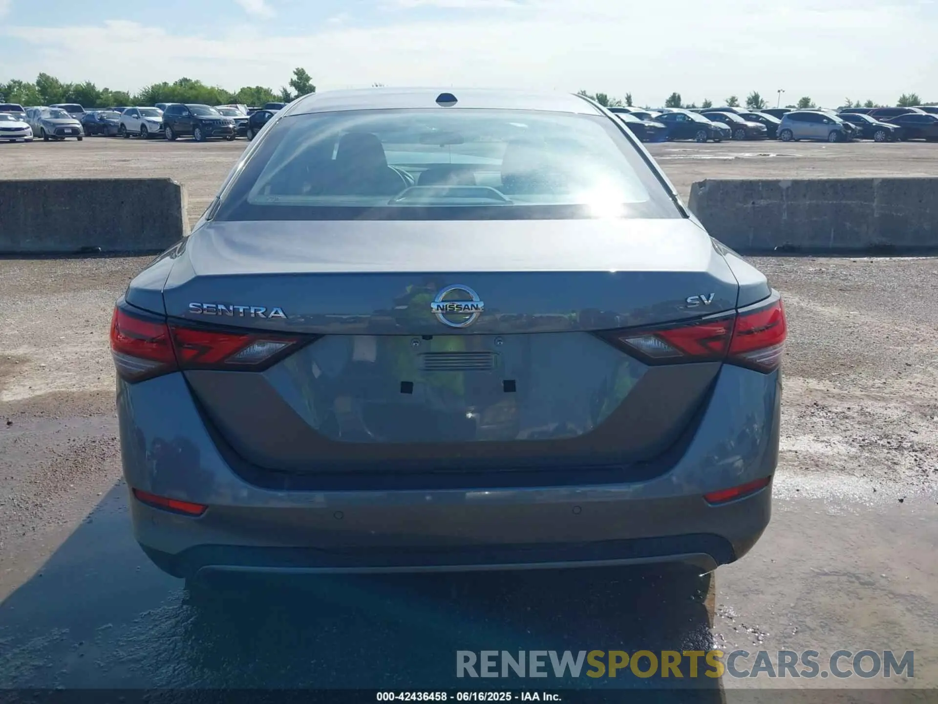 16 Photograph of a damaged car 3N1AB8CV7PY282998 NISSAN SENTRA 2023