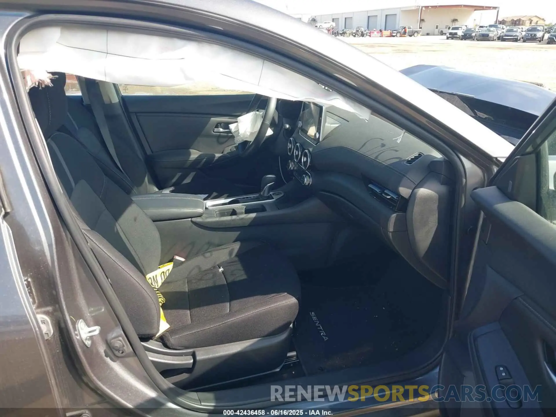 5 Photograph of a damaged car 3N1AB8CV7PY282998 NISSAN SENTRA 2023