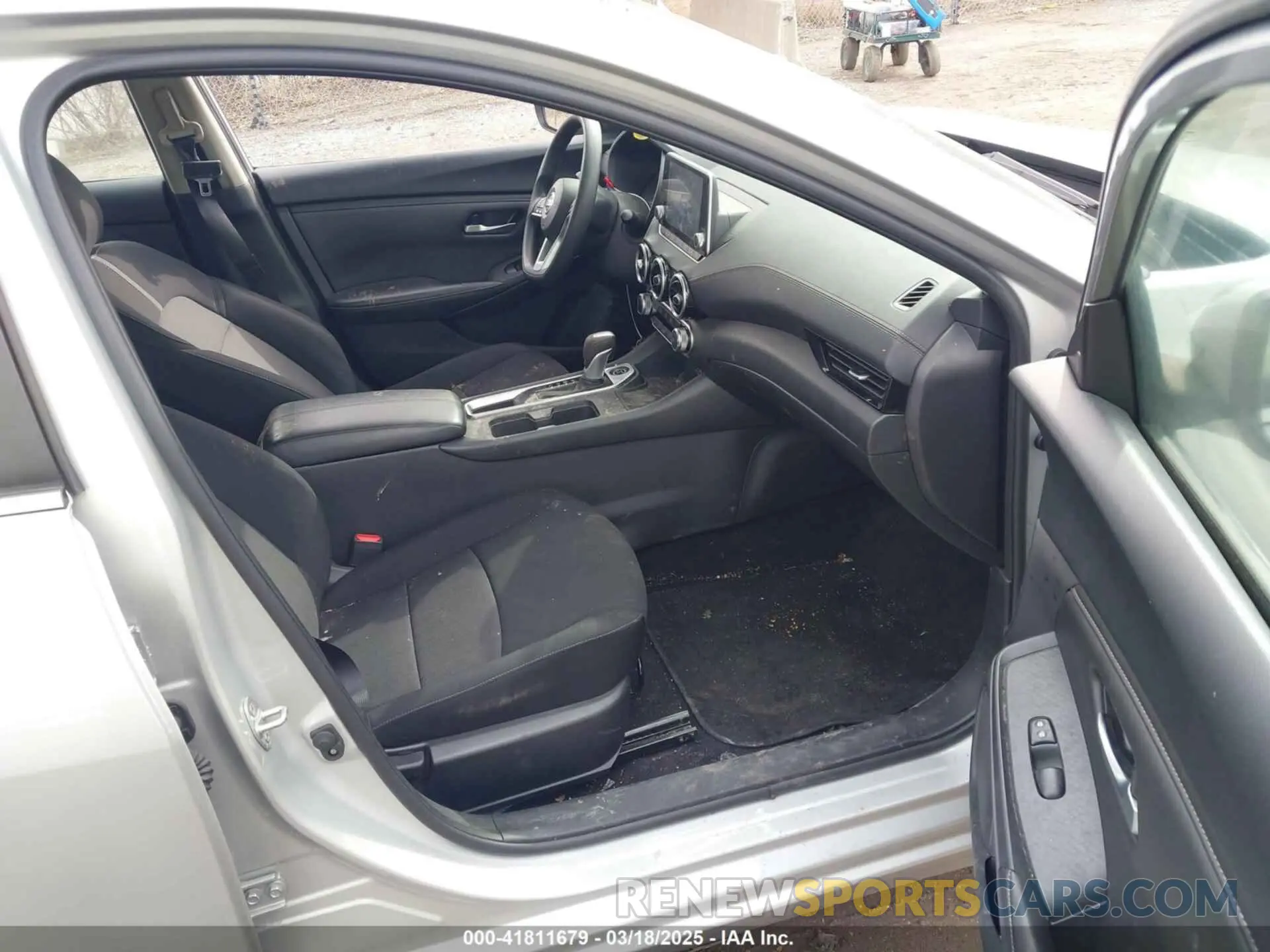 5 Photograph of a damaged car 3N1AB8CV7PY299171 NISSAN SENTRA 2023