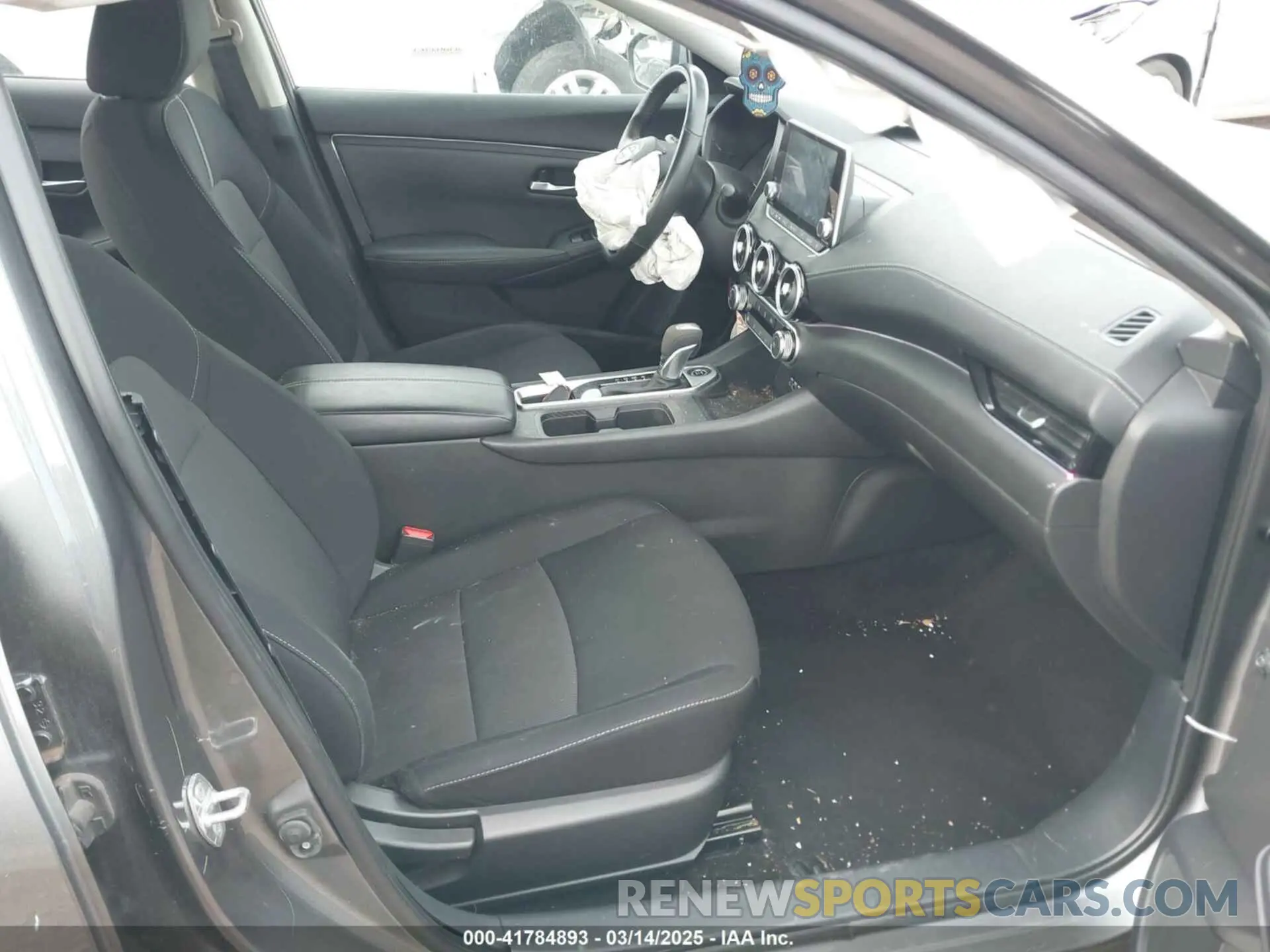 5 Photograph of a damaged car 3N1AB8CV9PY240929 NISSAN SENTRA 2023