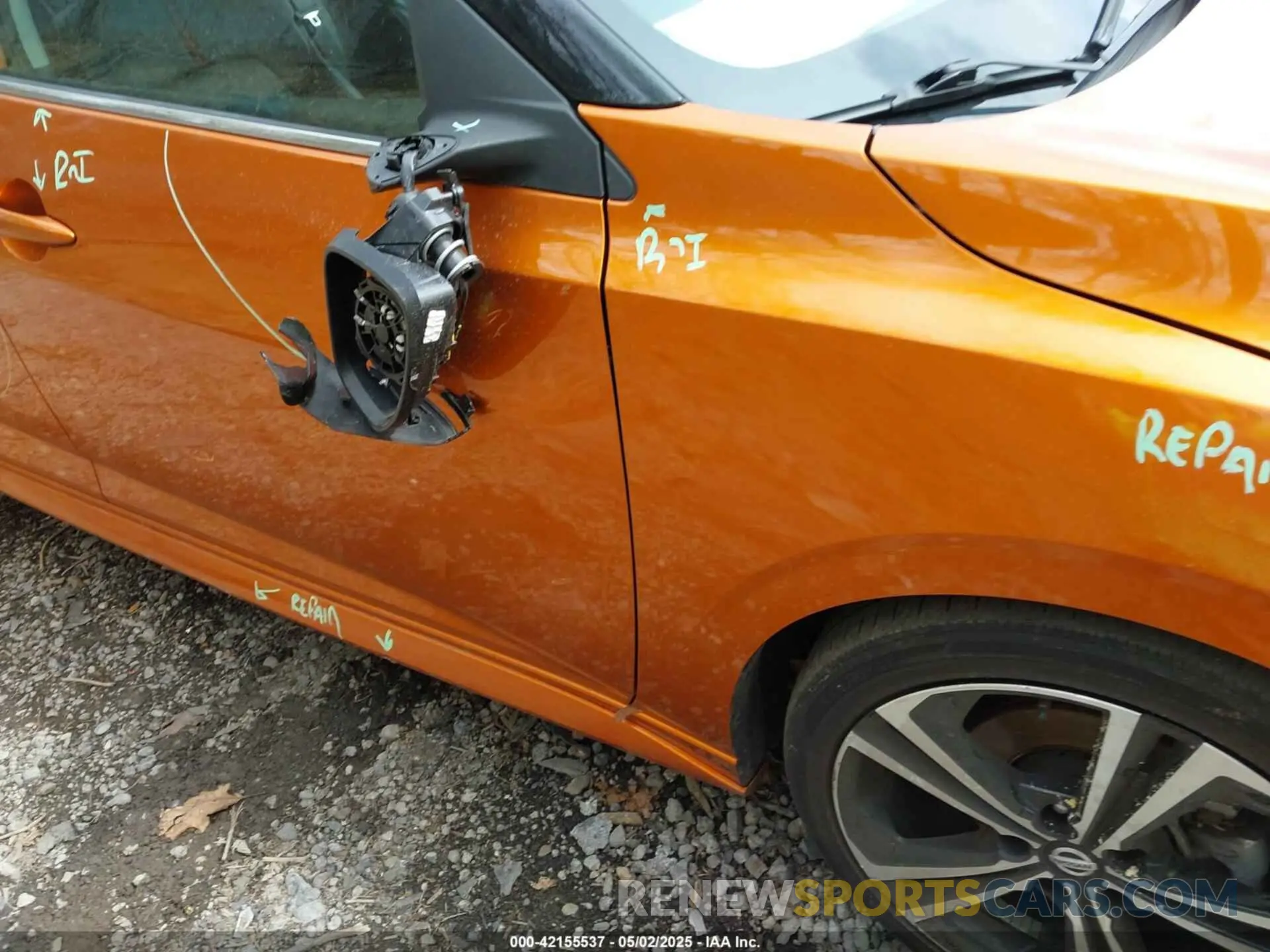18 Photograph of a damaged car 3N1AB8DV2PY279070 NISSAN SENTRA 2023
