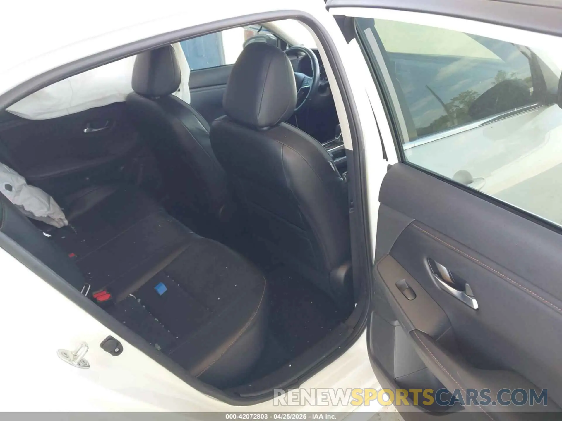 8 Photograph of a damaged car 3N1AB8DVXPY241098 NISSAN SENTRA 2023
