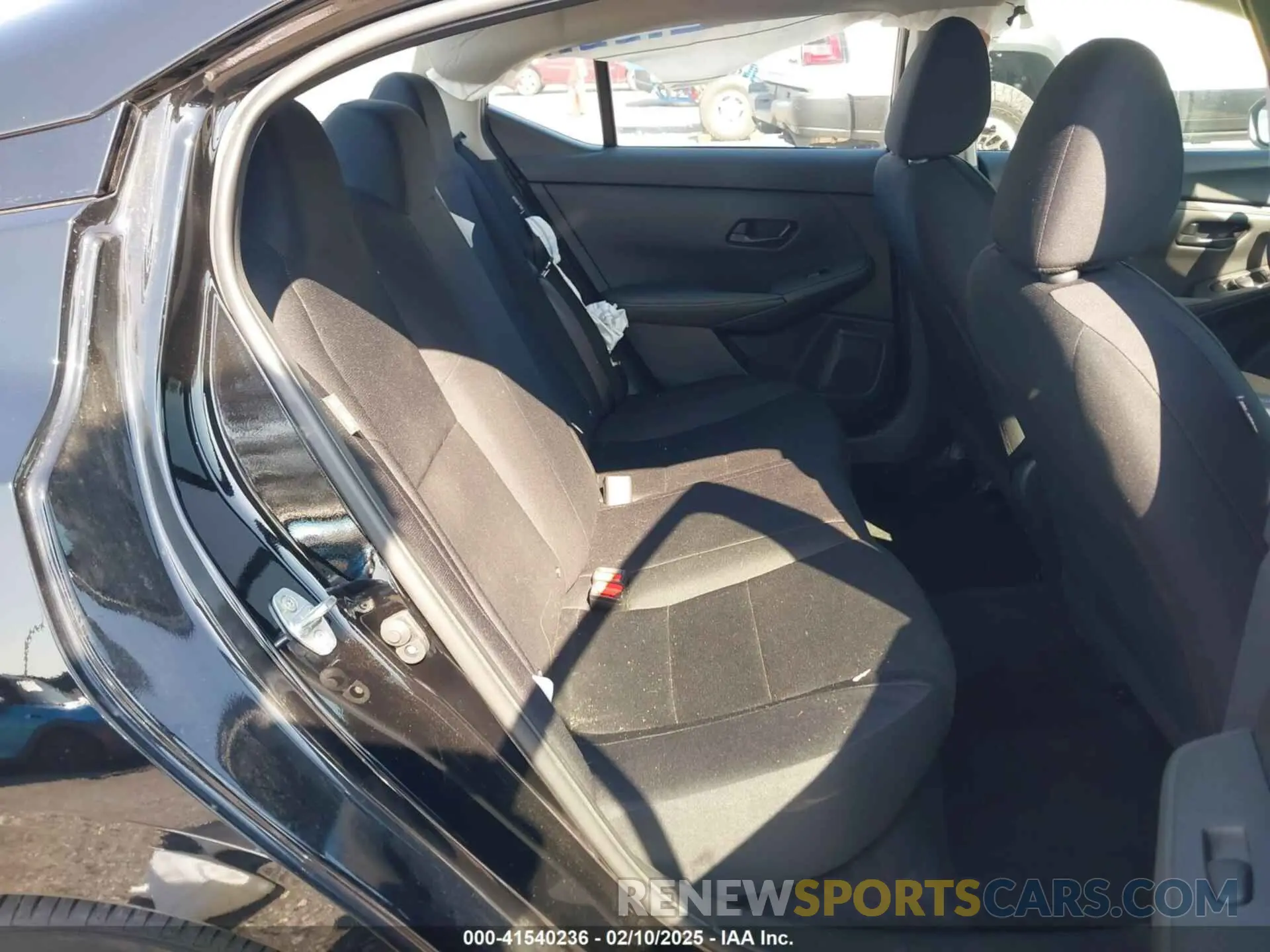 8 Photograph of a damaged car 3N1AB8BV2RY291418 NISSAN SENTRA 2024