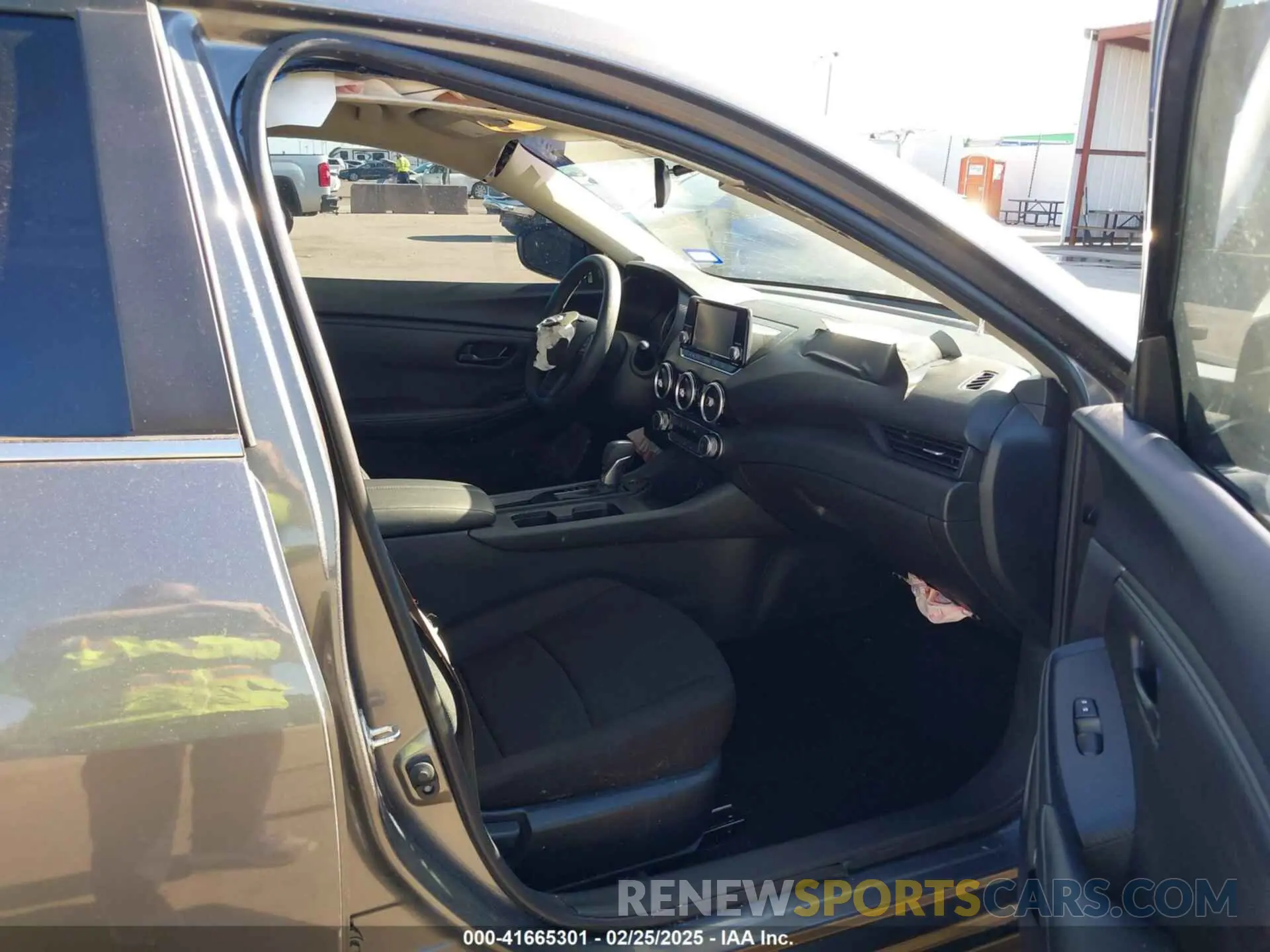 5 Photograph of a damaged car 3N1AB8BV2RY308668 NISSAN SENTRA 2024