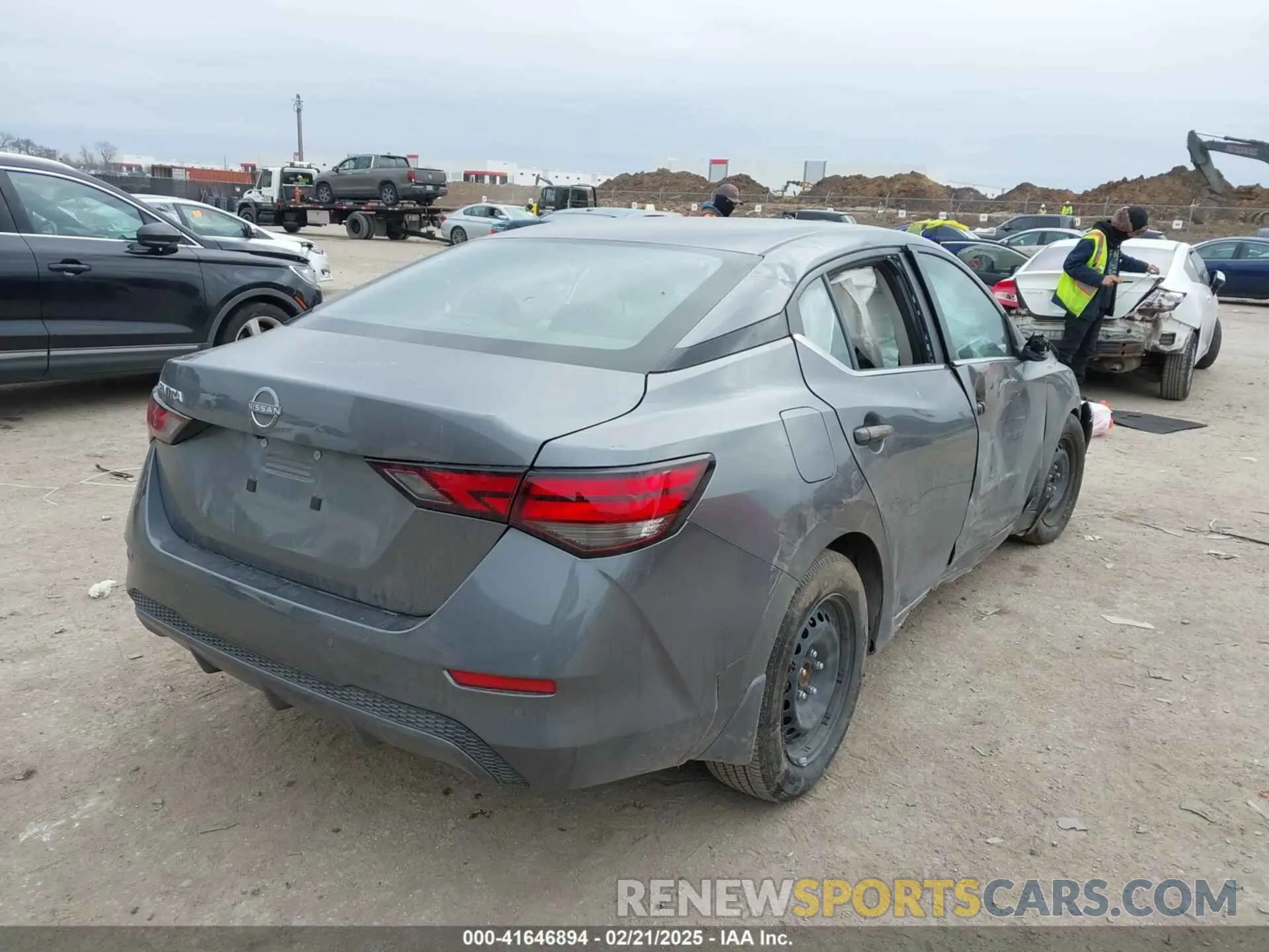 4 Photograph of a damaged car 3N1AB8BV2RY326104 NISSAN SENTRA 2024
