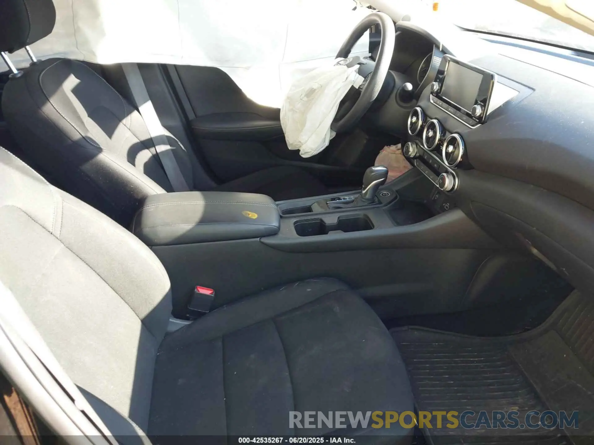5 Photograph of a damaged car 3N1AB8BV4RY242785 NISSAN SENTRA 2024