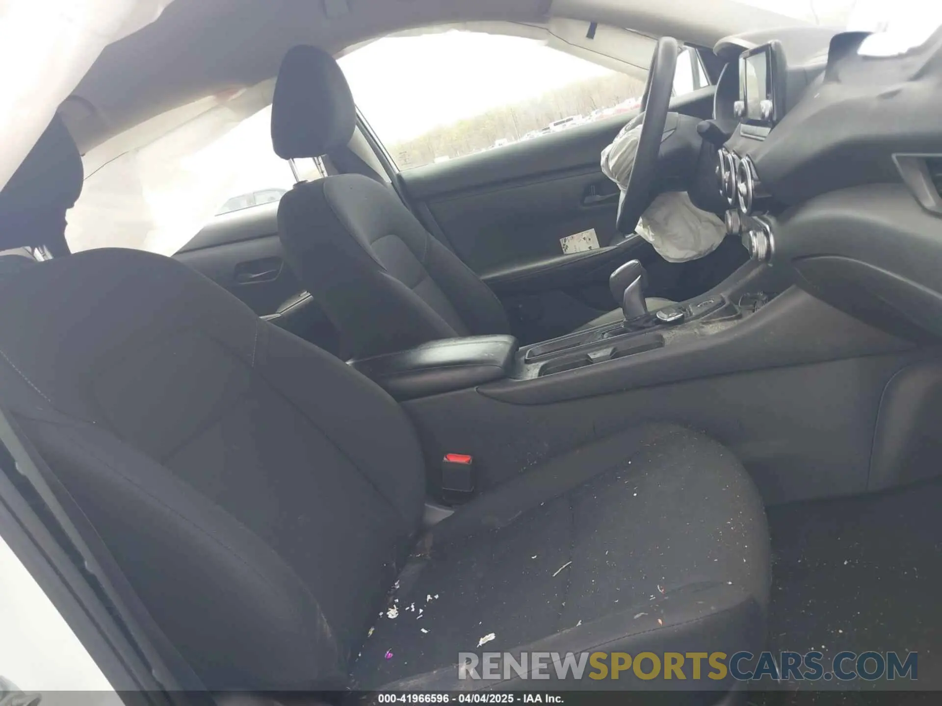 5 Photograph of a damaged car 3N1AB8BV4RY272627 NISSAN SENTRA 2024