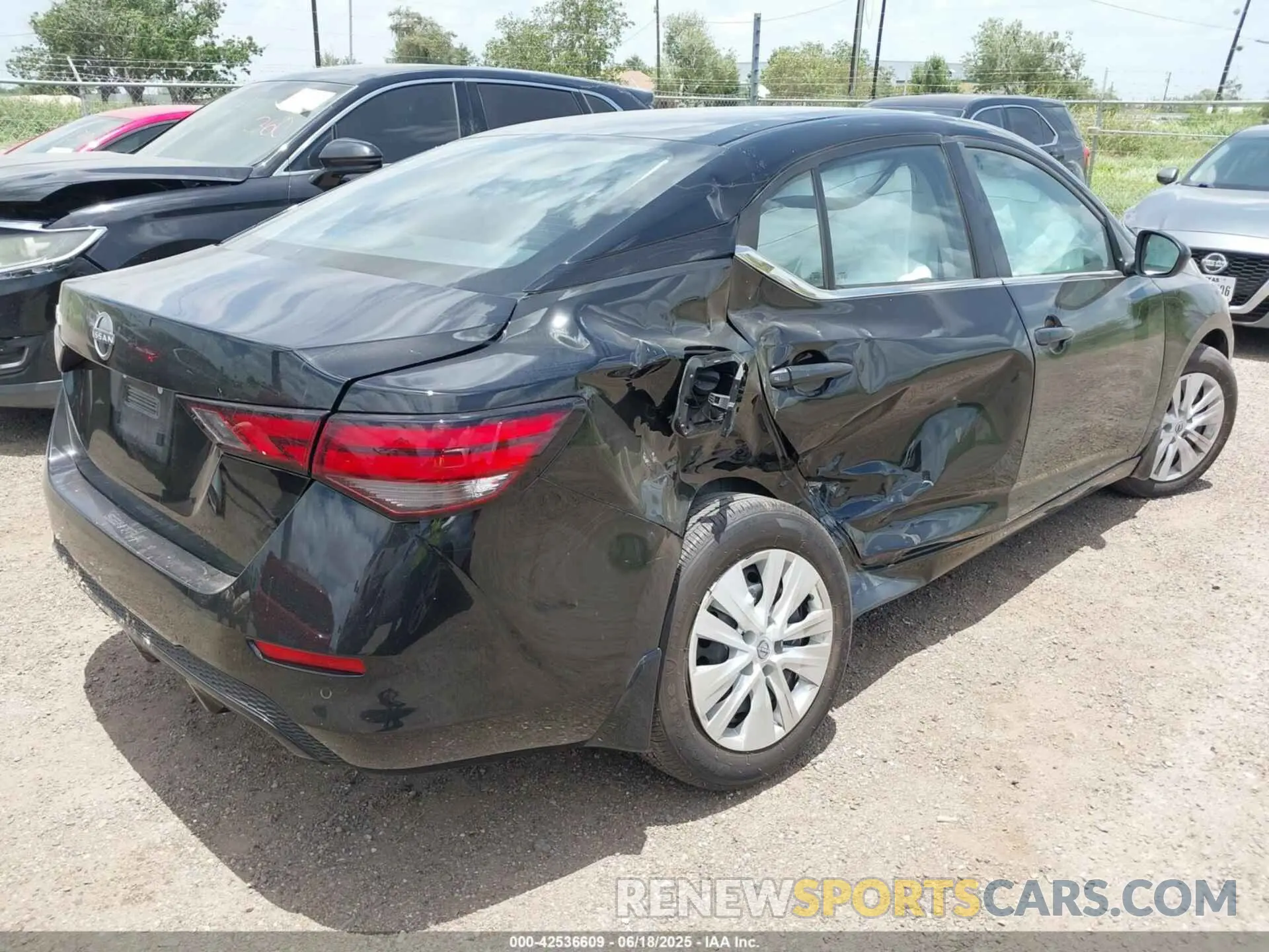 4 Photograph of a damaged car 3N1AB8BV5RY376382 NISSAN SENTRA 2024