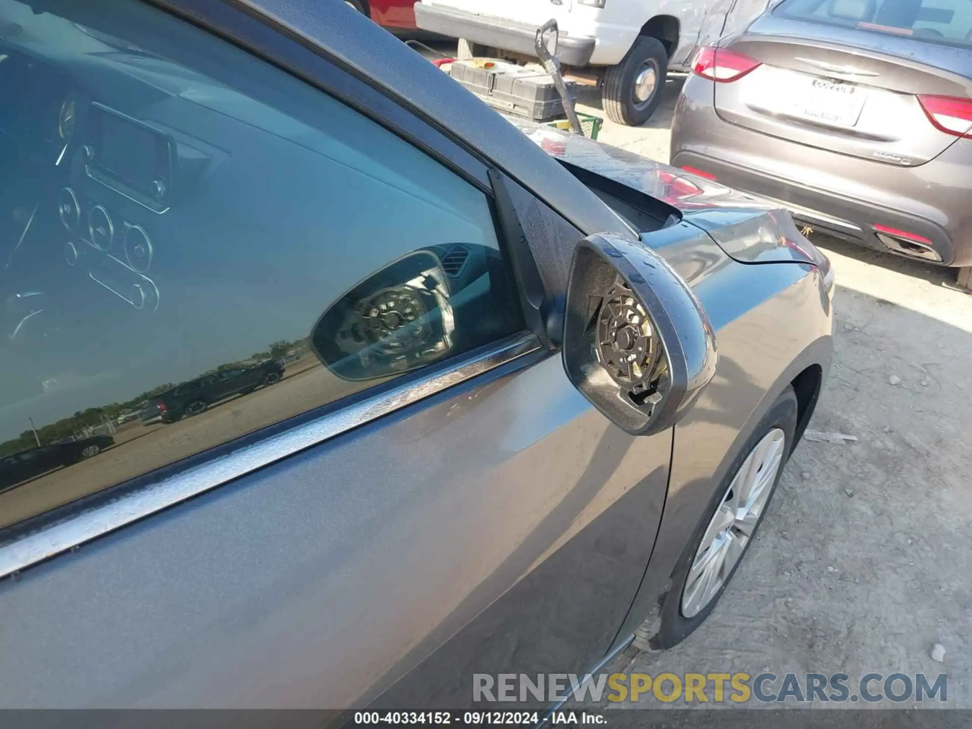 17 Photograph of a damaged car 3N1AB8BV6RY290207 NISSAN SENTRA 2024