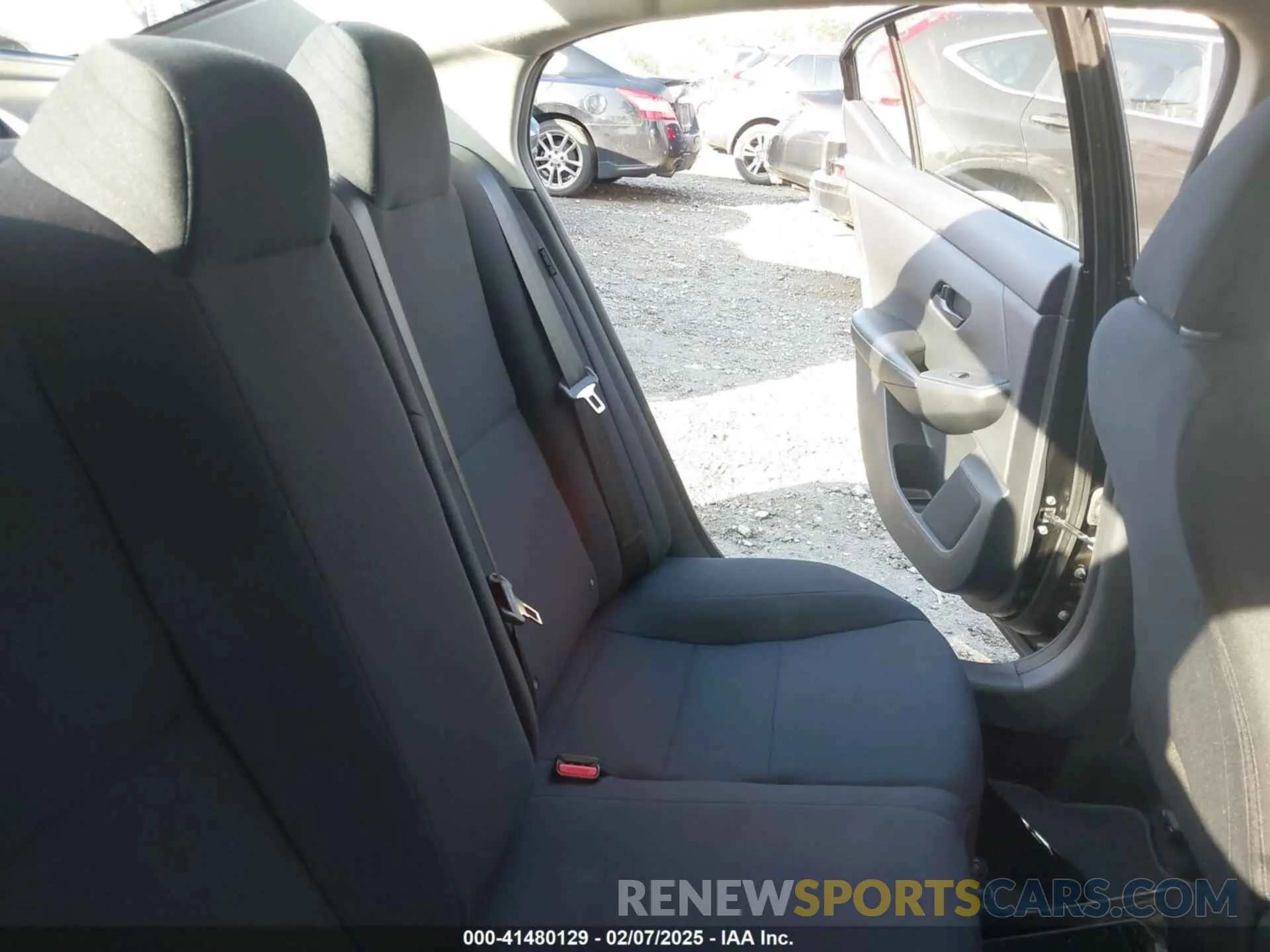 8 Photograph of a damaged car 3N1AB8BV6RY319530 NISSAN SENTRA 2024