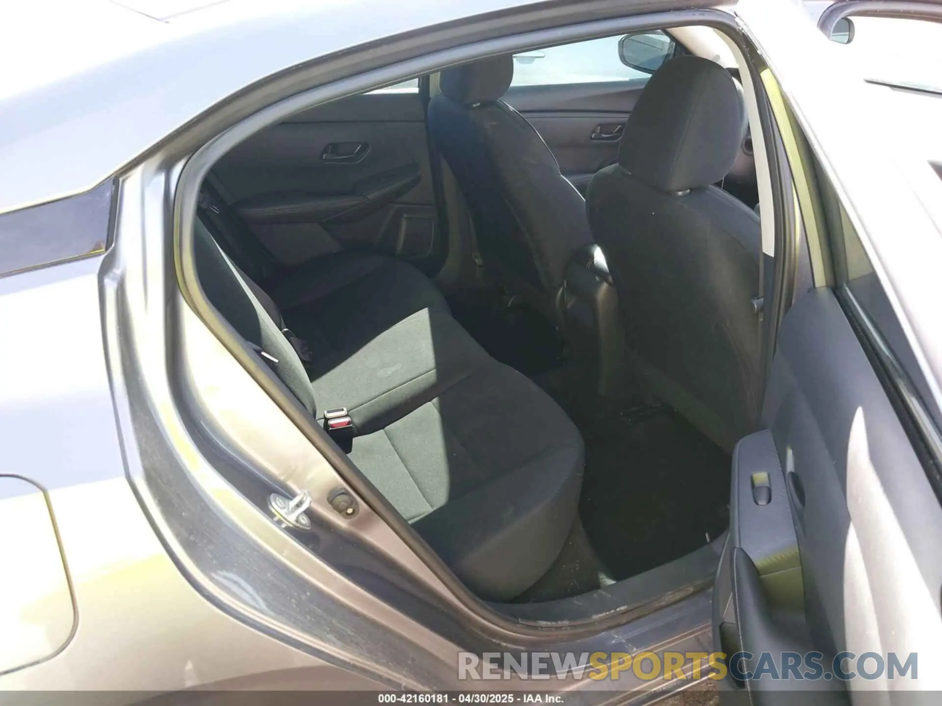 8 Photograph of a damaged car 3N1AB8BV7RY213751 NISSAN SENTRA 2024