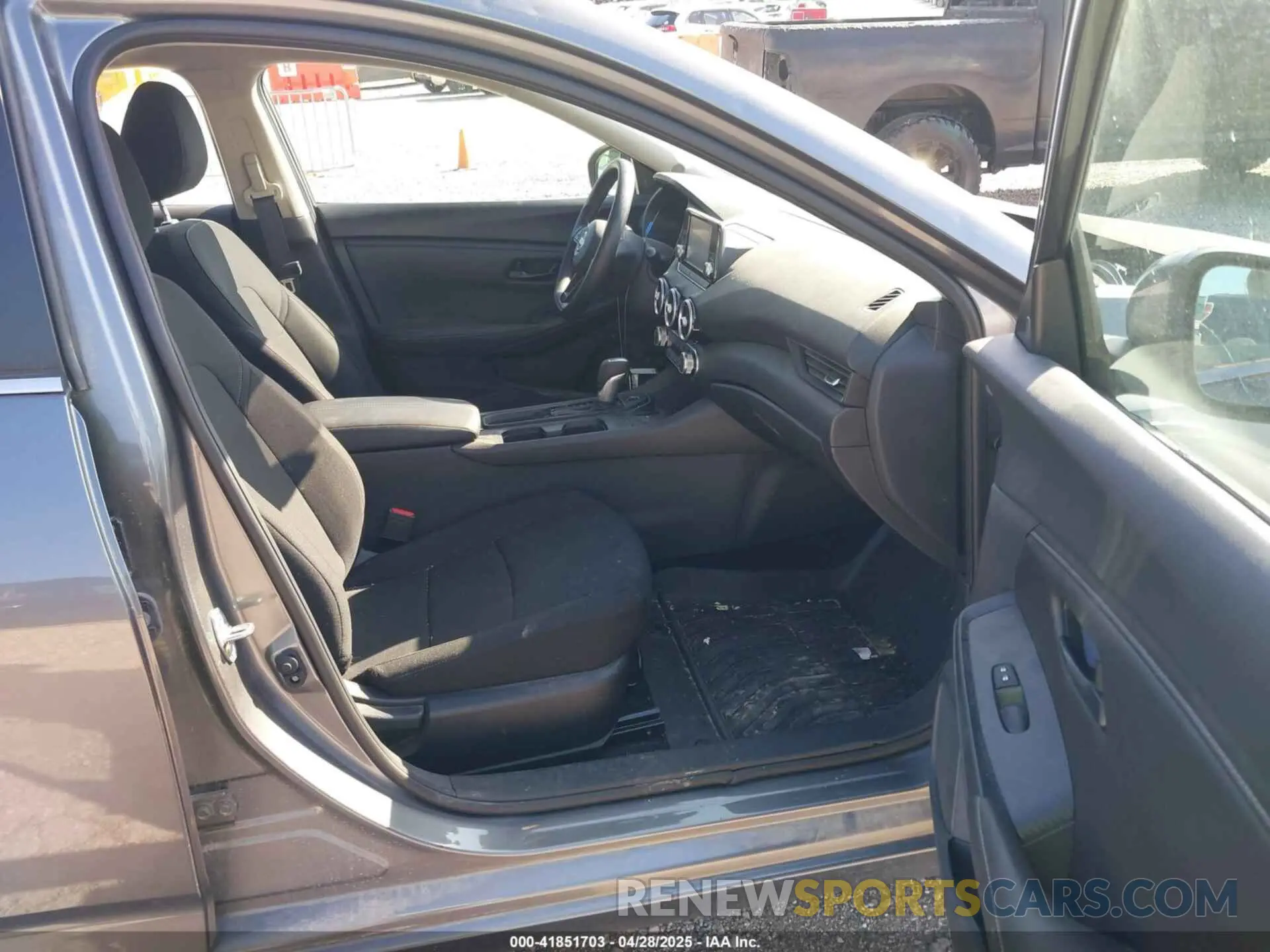 5 Photograph of a damaged car 3N1AB8BV7RY318600 NISSAN SENTRA 2024