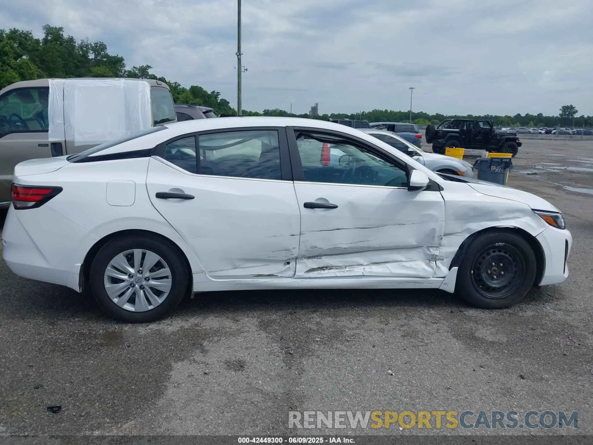 13 Photograph of a damaged car 3N1AB8BV7RY325028 NISSAN SENTRA 2024