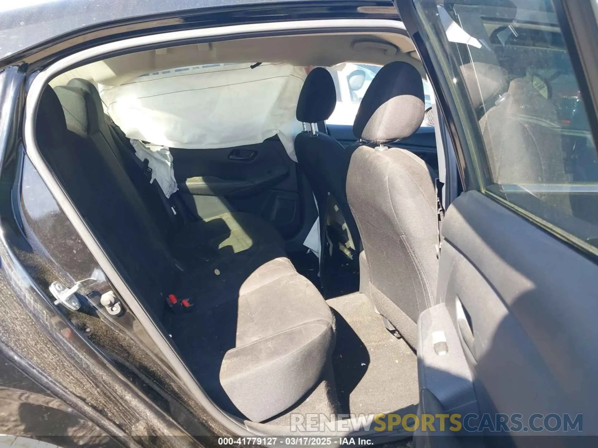 8 Photograph of a damaged car 3N1AB8BV7RY334313 NISSAN SENTRA 2024
