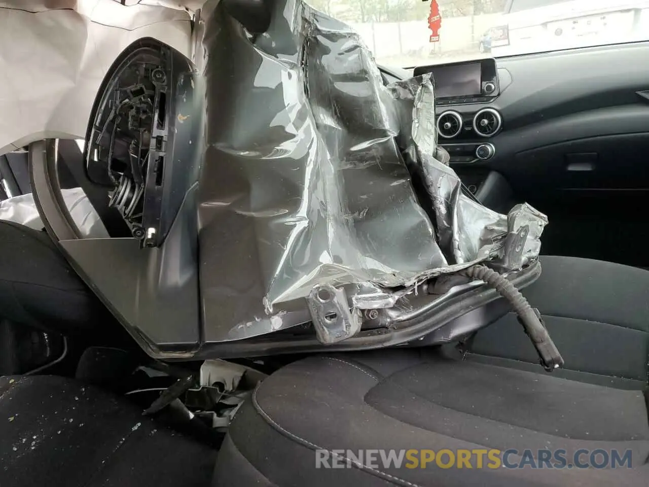 8 Photograph of a damaged car 3N1AB8BV8RY282335 NISSAN SENTRA 2024