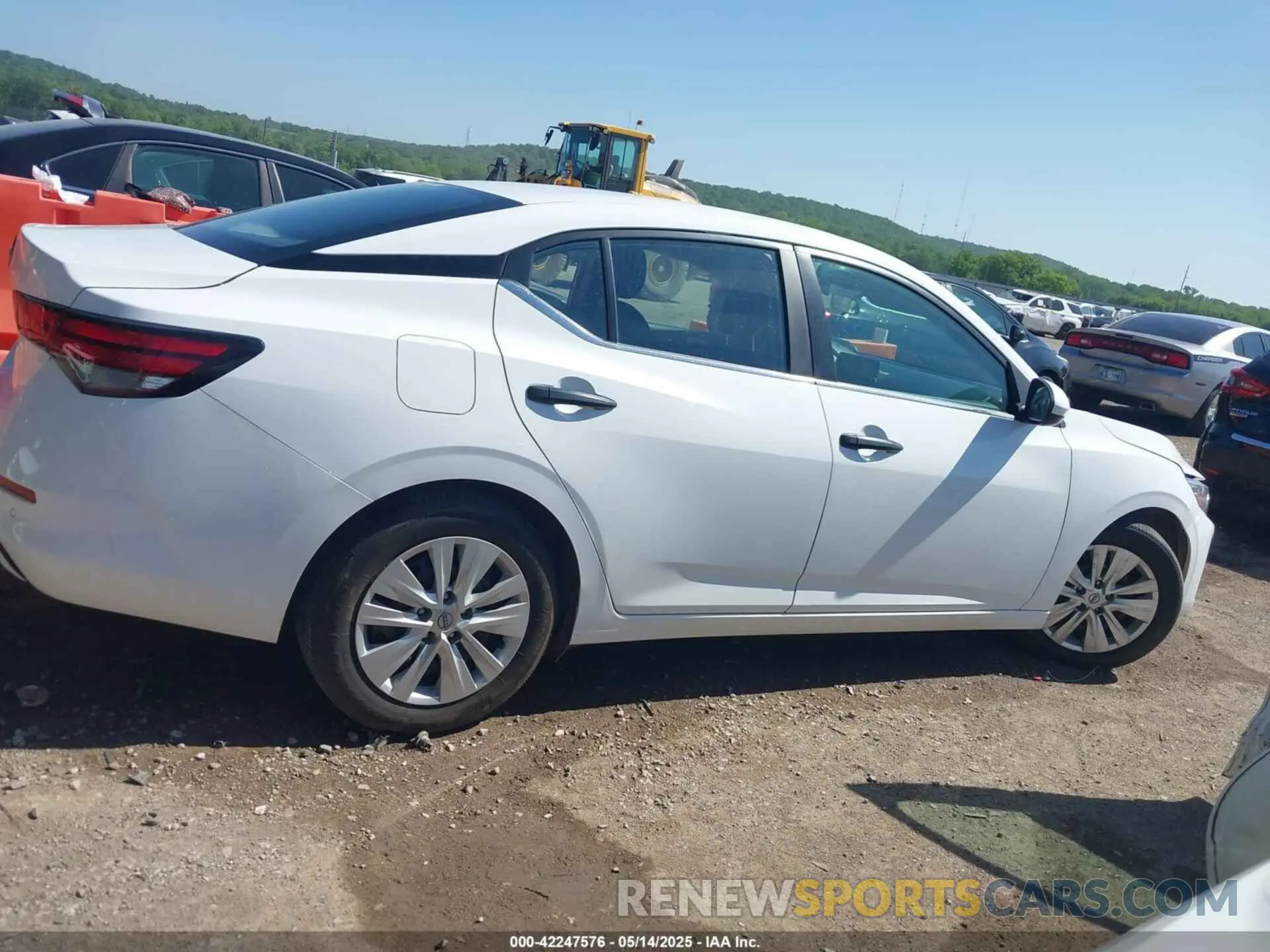 14 Photograph of a damaged car 3N1AB8BV8RY296722 NISSAN SENTRA 2024