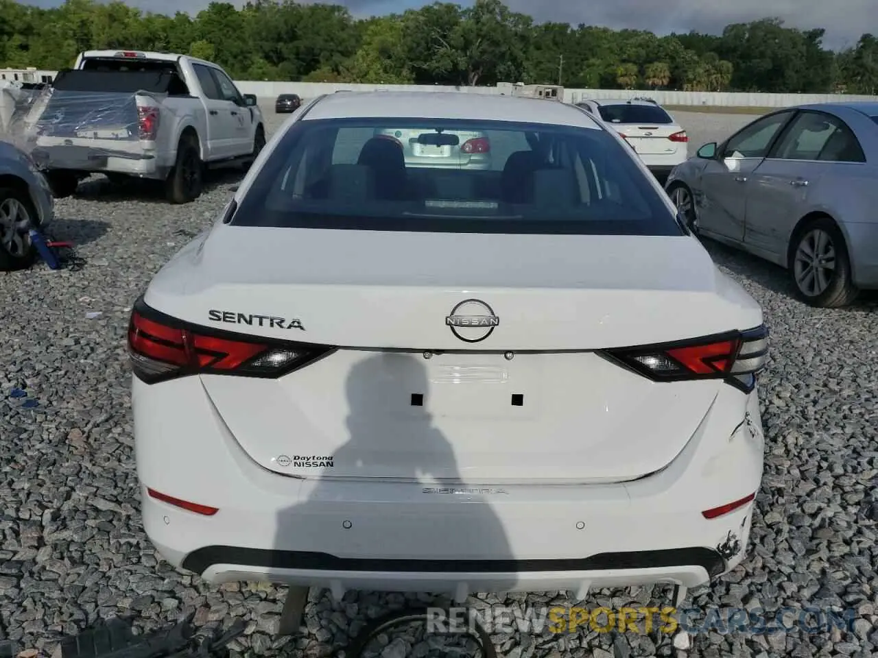 6 Photograph of a damaged car 3N1AB8BV8RY315267 NISSAN SENTRA 2024