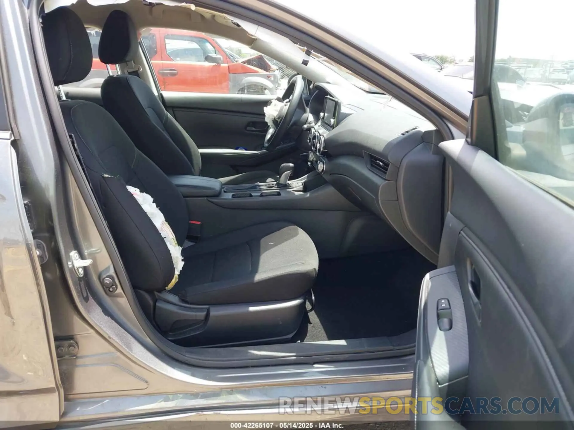 5 Photograph of a damaged car 3N1AB8BV8RY326110 NISSAN SENTRA 2024