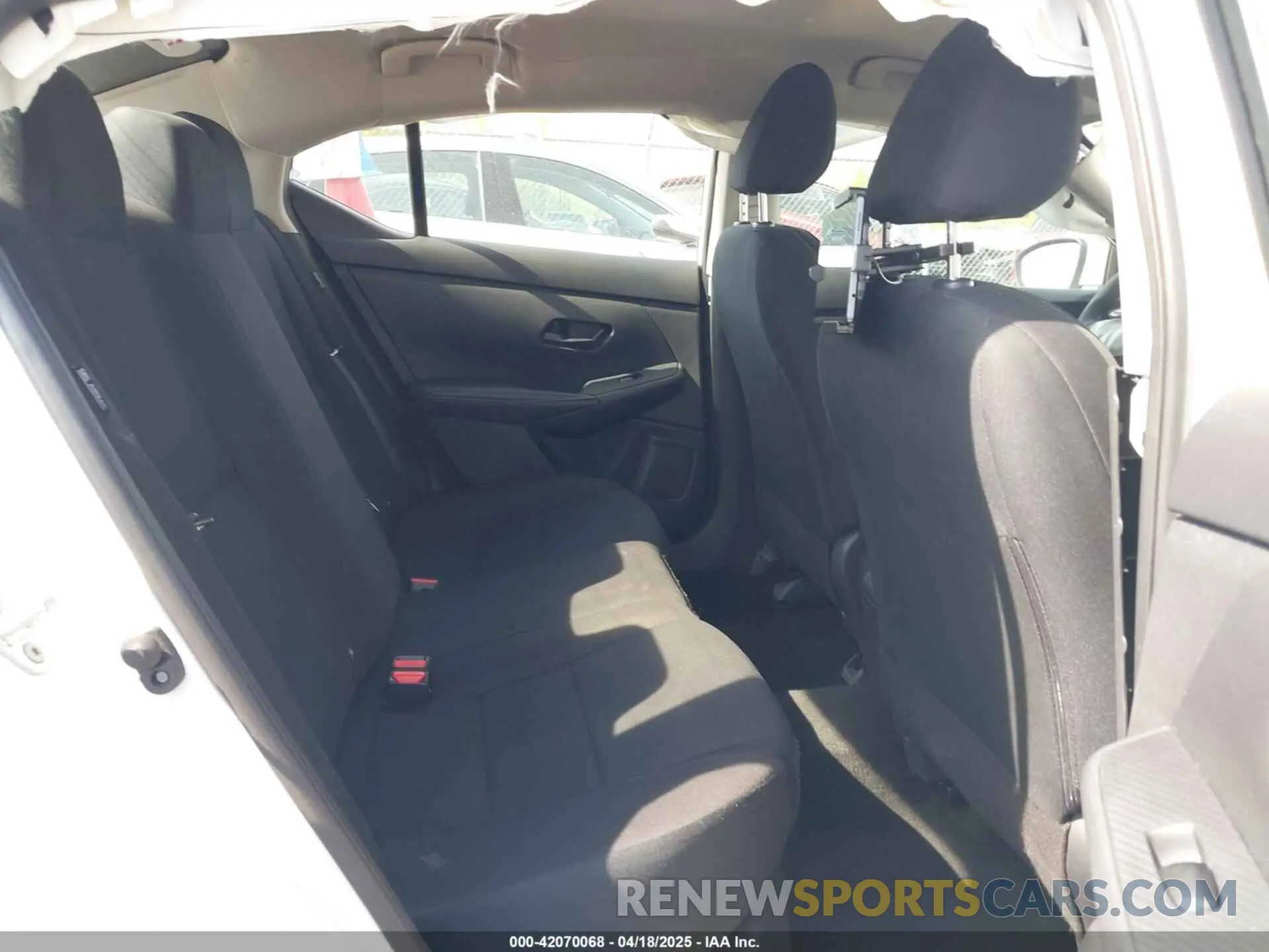 8 Photograph of a damaged car 3N1AB8BV9RY296423 NISSAN SENTRA 2024