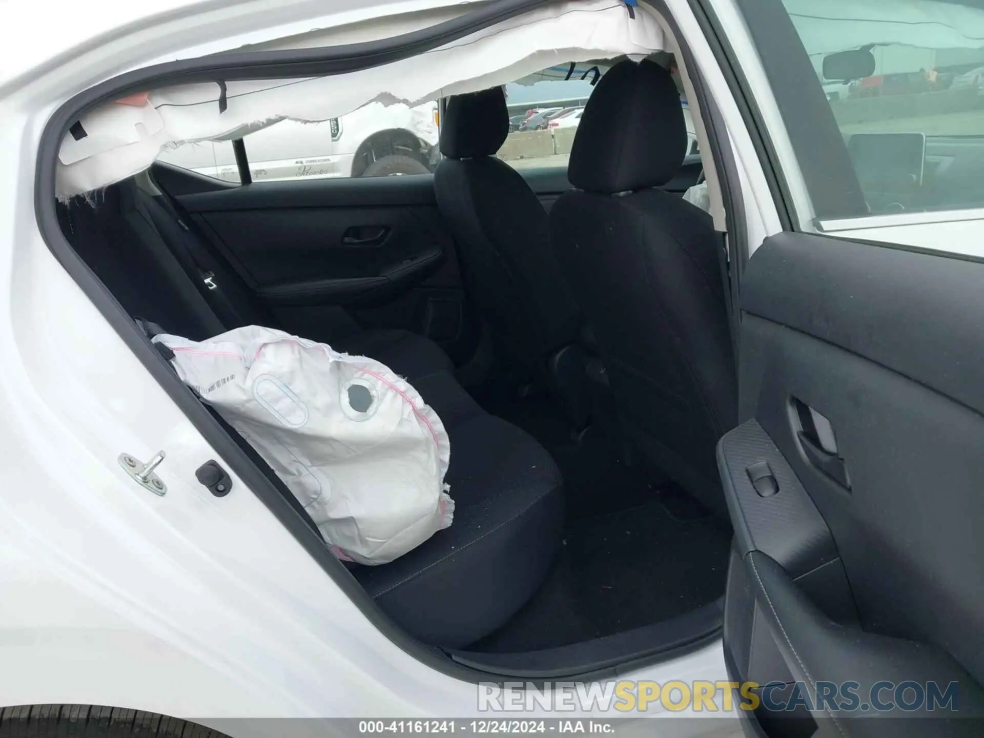 8 Photograph of a damaged car 3N1AB8CV0RY366163 NISSAN SENTRA 2024