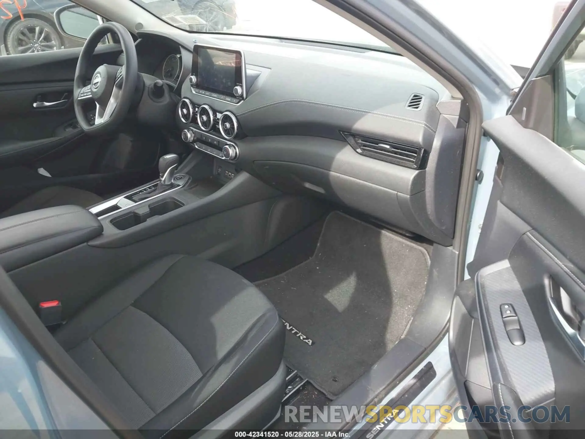 5 Photograph of a damaged car 3N1AB8CV1RY258697 NISSAN SENTRA 2024