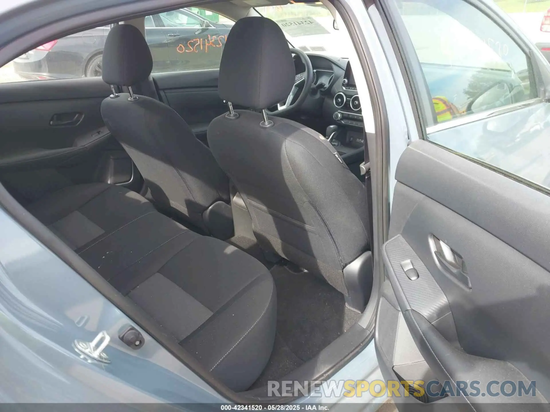 8 Photograph of a damaged car 3N1AB8CV1RY258697 NISSAN SENTRA 2024