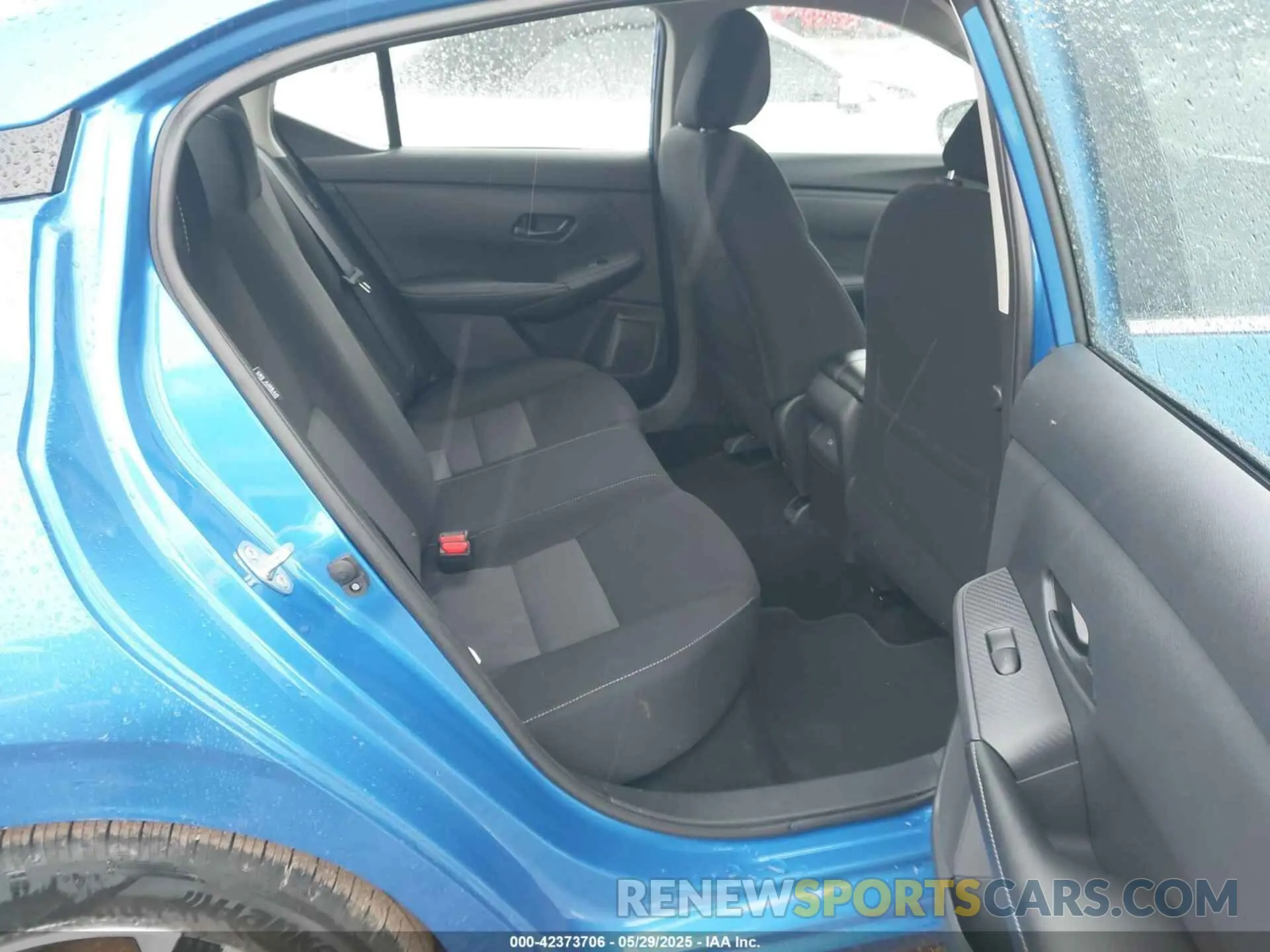 8 Photograph of a damaged car 3N1AB8CV2RY304876 NISSAN SENTRA 2024