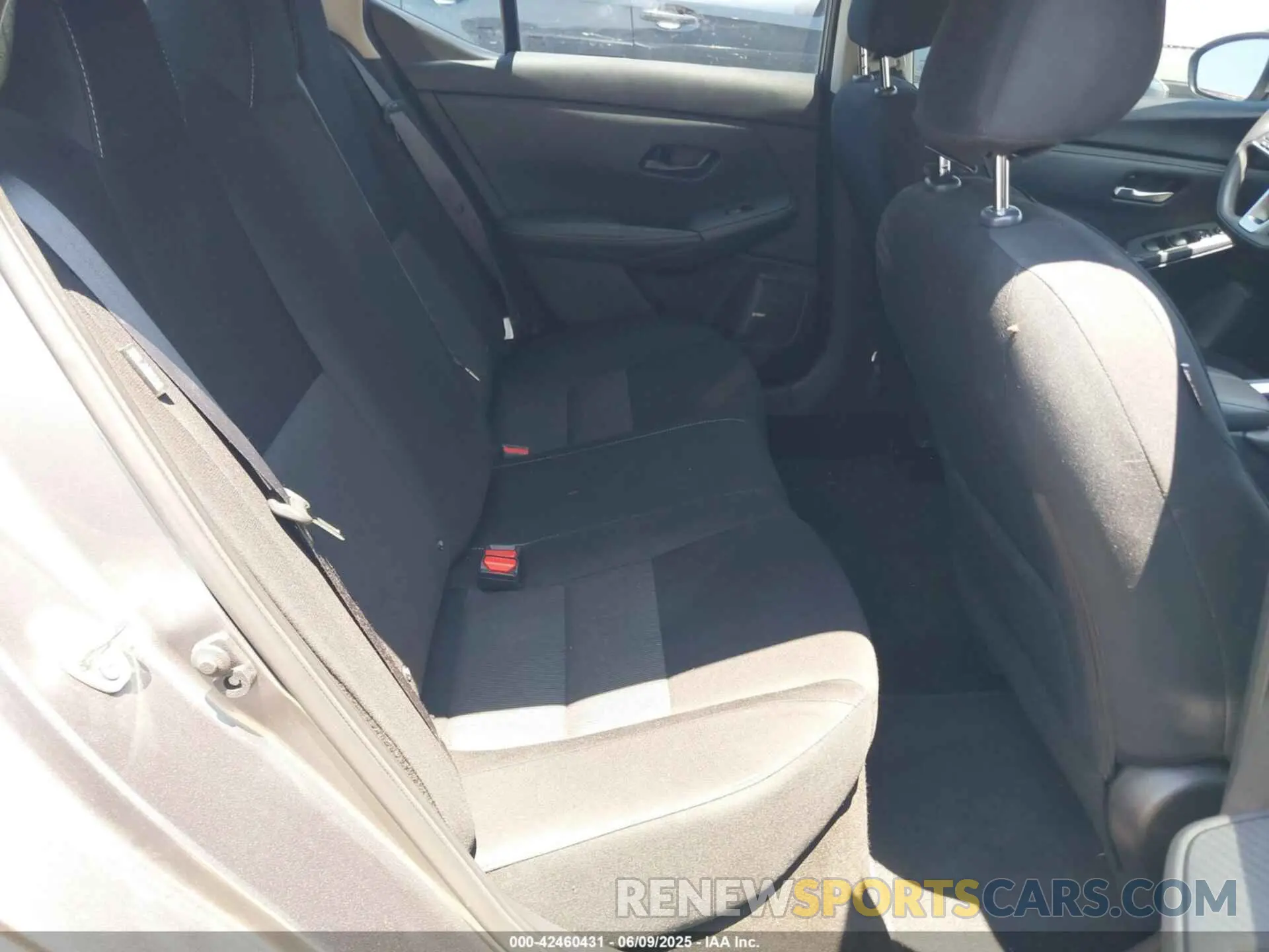 8 Photograph of a damaged car 3N1AB8CV2RY327378 NISSAN SENTRA 2024