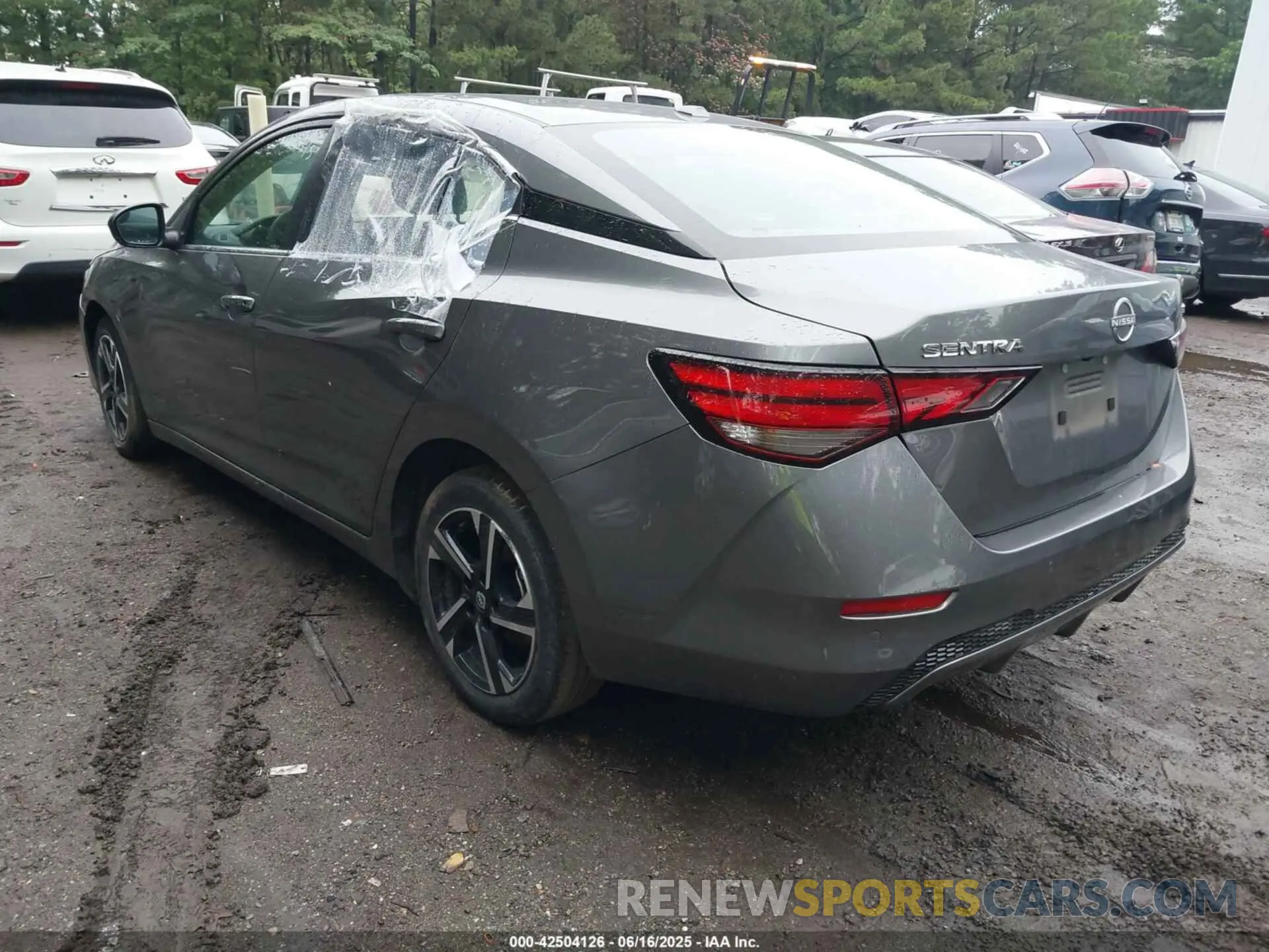 3 Photograph of a damaged car 3N1AB8CV2RY332015 NISSAN SENTRA 2024