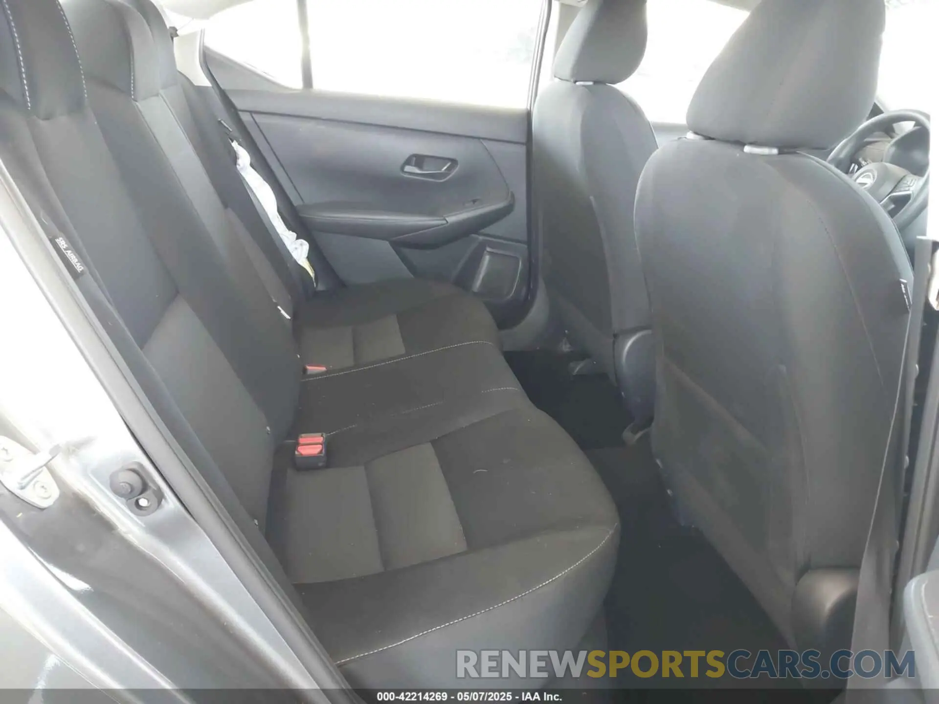 8 Photograph of a damaged car 3N1AB8CV2RY357092 NISSAN SENTRA 2024