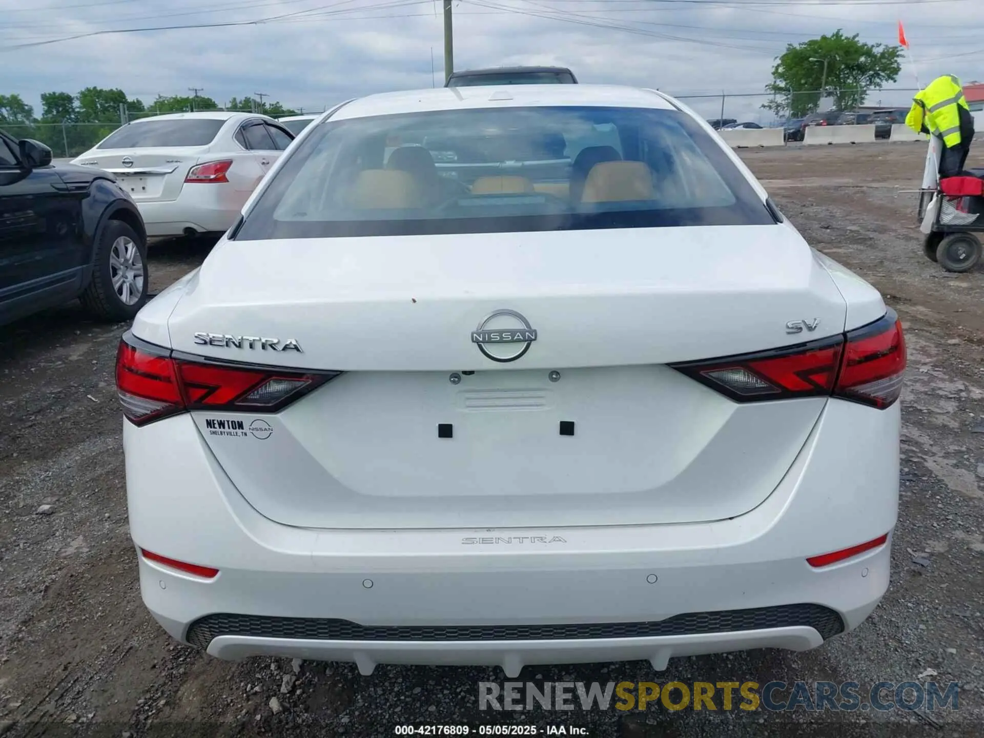 16 Photograph of a damaged car 3N1AB8CV2RY383613 NISSAN SENTRA 2024