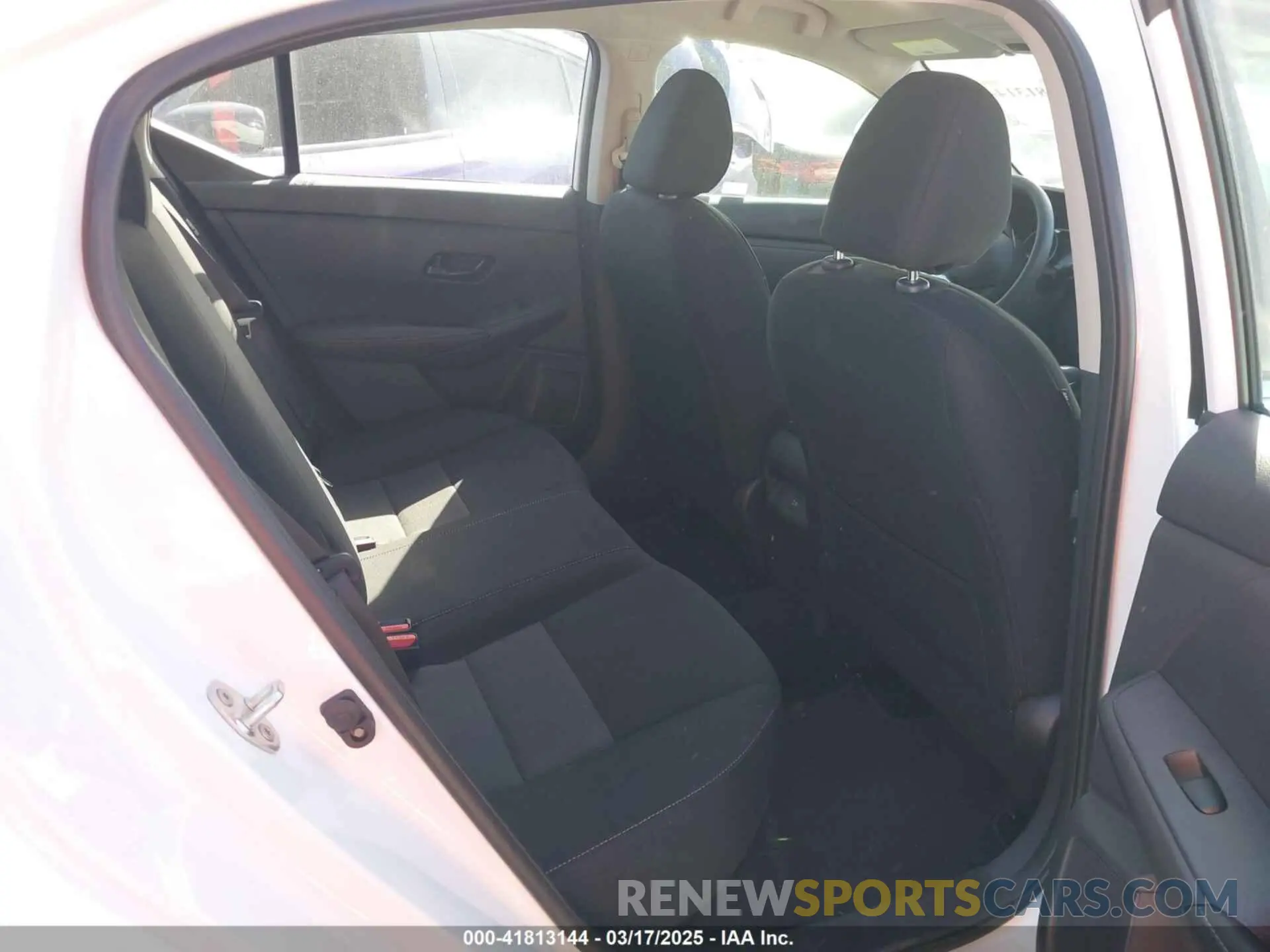 8 Photograph of a damaged car 3N1AB8CV3RY231792 NISSAN SENTRA 2024