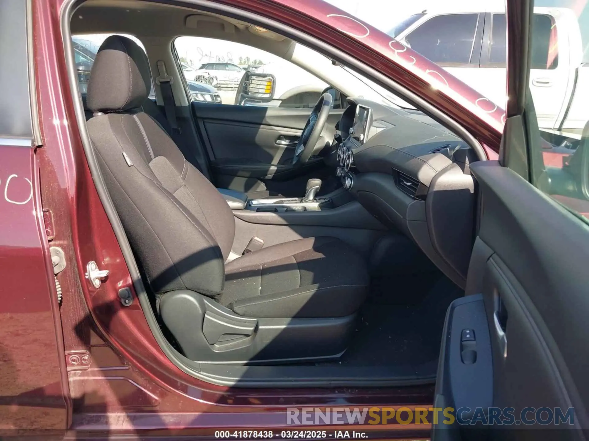 5 Photograph of a damaged car 3N1AB8CV3RY232702 NISSAN SENTRA 2024
