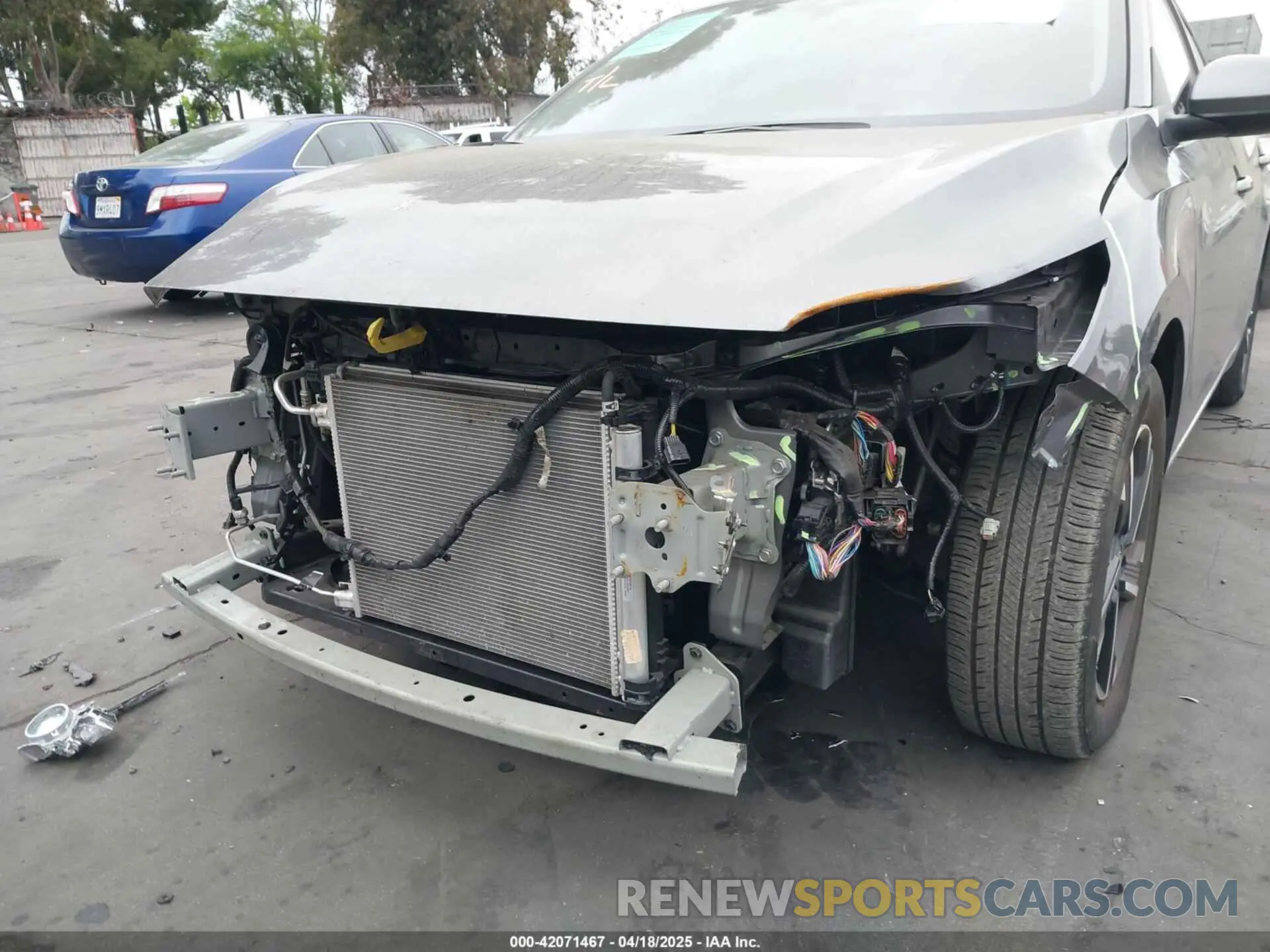 18 Photograph of a damaged car 3N1AB8CV3RY285903 NISSAN SENTRA 2024