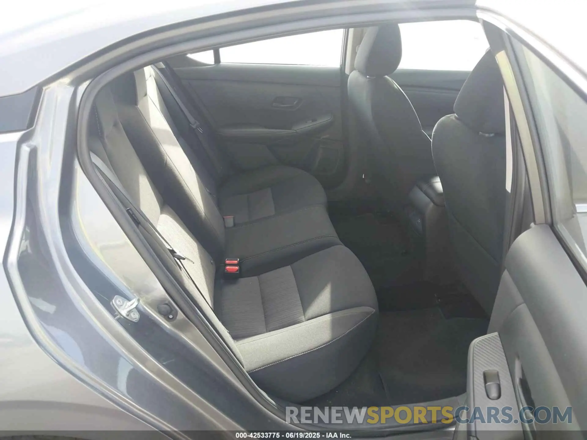 8 Photograph of a damaged car 3N1AB8CV3RY299316 NISSAN SENTRA 2024