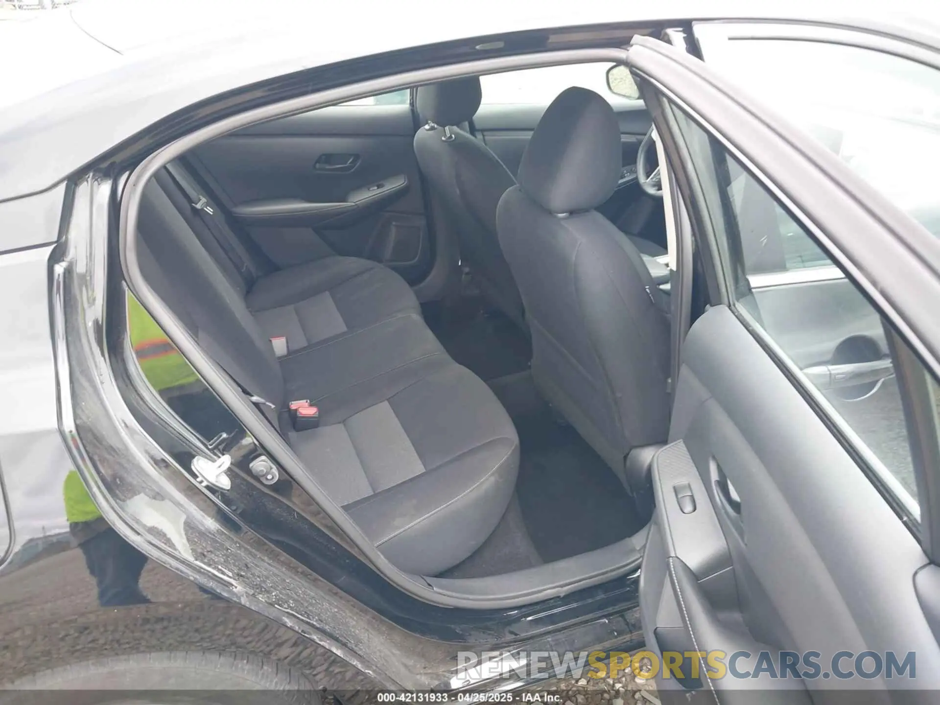 8 Photograph of a damaged car 3N1AB8CV3RY329964 NISSAN SENTRA 2024