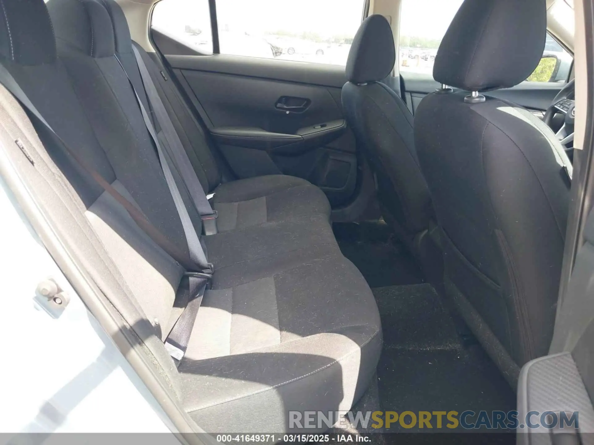 8 Photograph of a damaged car 3N1AB8CV4RY229369 NISSAN SENTRA 2024