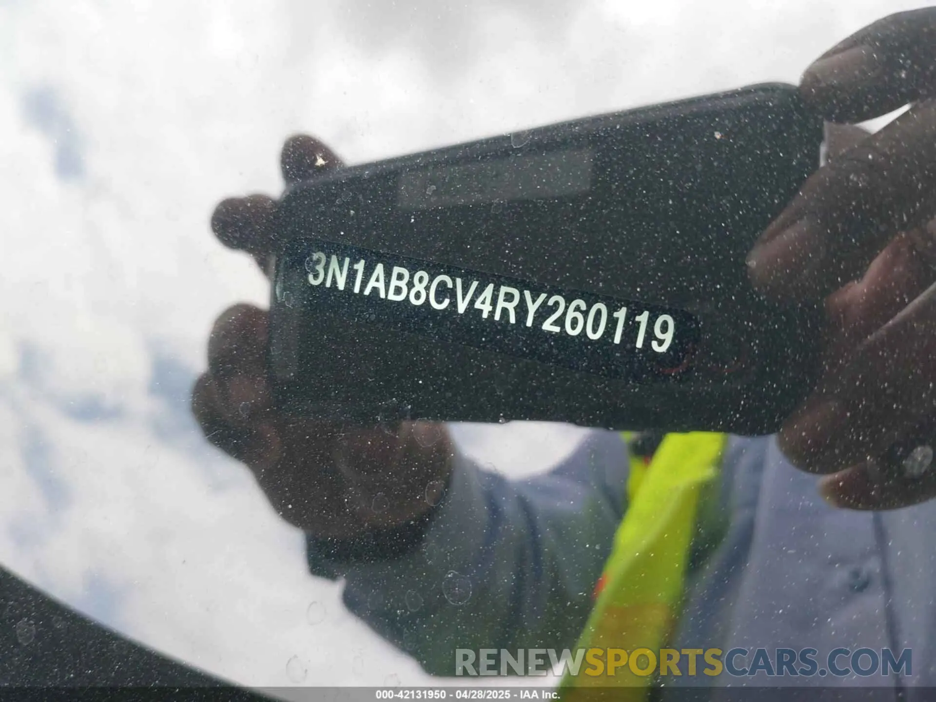 9 Photograph of a damaged car 3N1AB8CV4RY260119 NISSAN SENTRA 2024