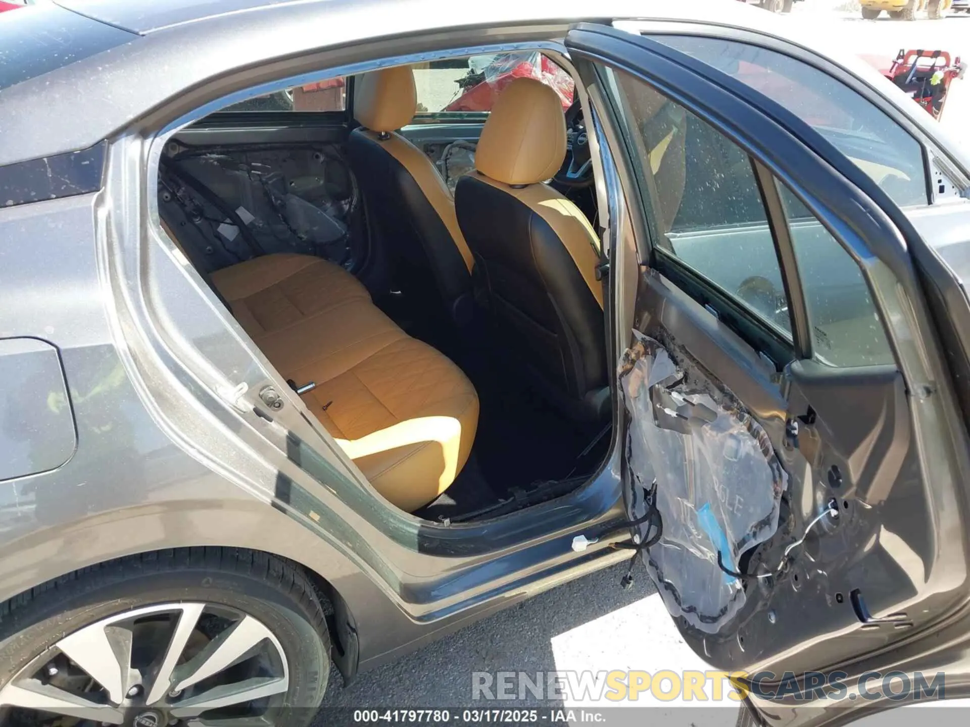 8 Photograph of a damaged car 3N1AB8CV4RY313546 NISSAN SENTRA 2024
