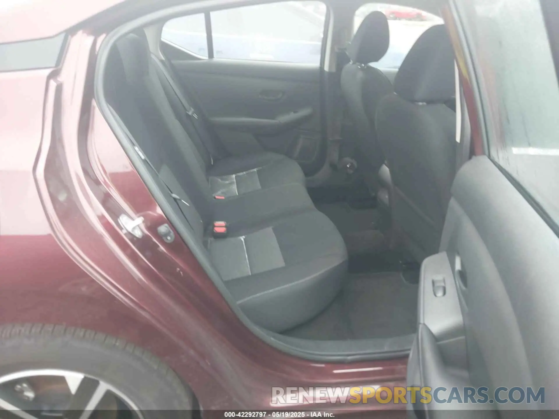 8 Photograph of a damaged car 3N1AB8CV4RY315054 NISSAN SENTRA 2024