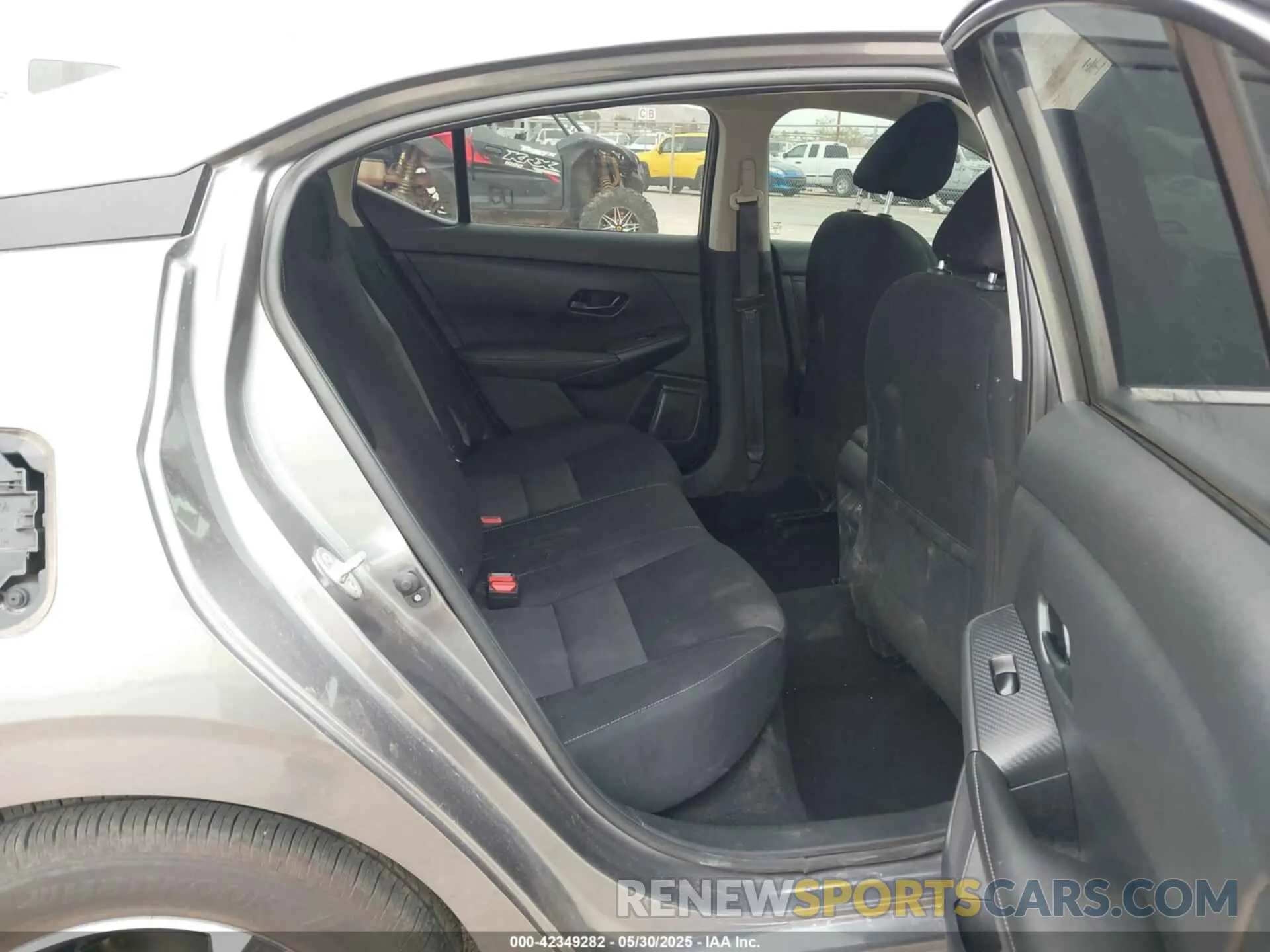 8 Photograph of a damaged car 3N1AB8CV5RY231342 NISSAN SENTRA 2024