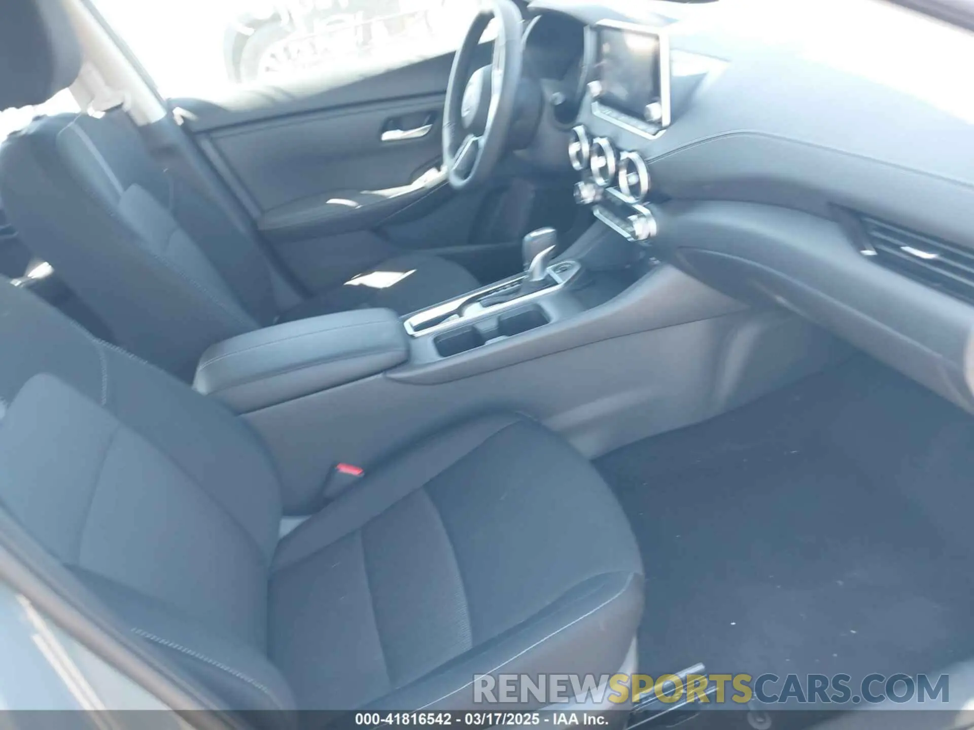 5 Photograph of a damaged car 3N1AB8CV5RY236315 NISSAN SENTRA 2024