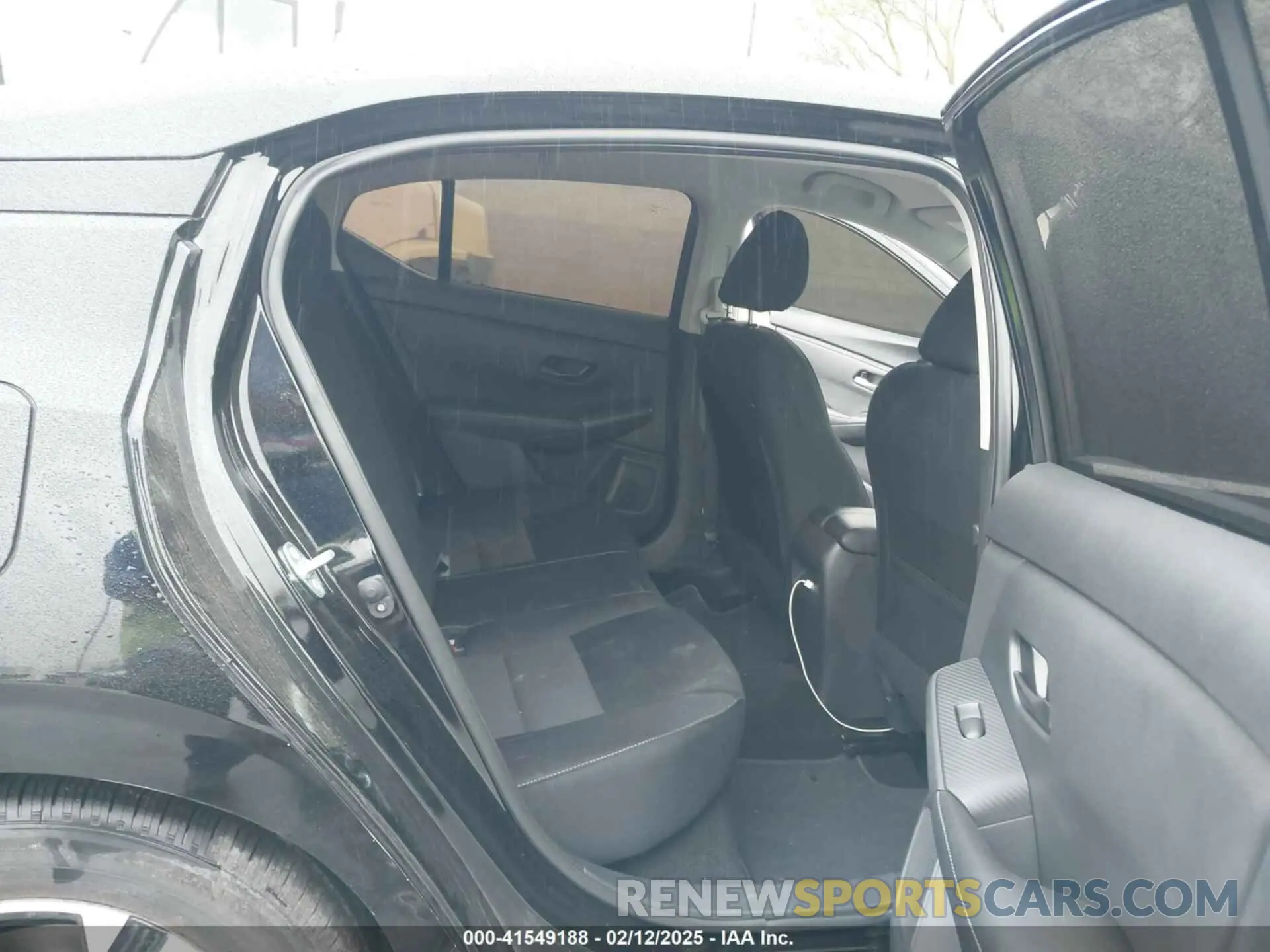 8 Photograph of a damaged car 3N1AB8CV5RY271615 NISSAN SENTRA 2024
