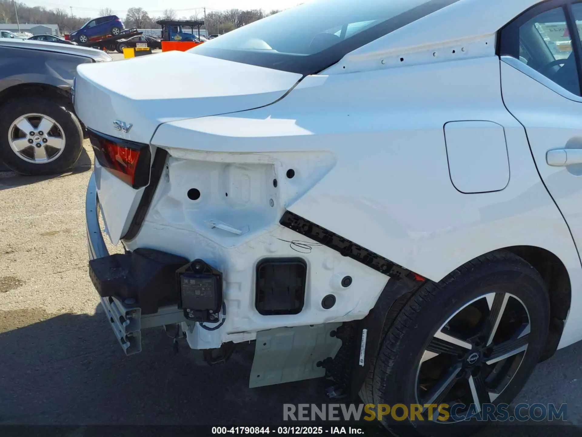 18 Photograph of a damaged car 3N1AB8CV5RY275681 NISSAN SENTRA 2024