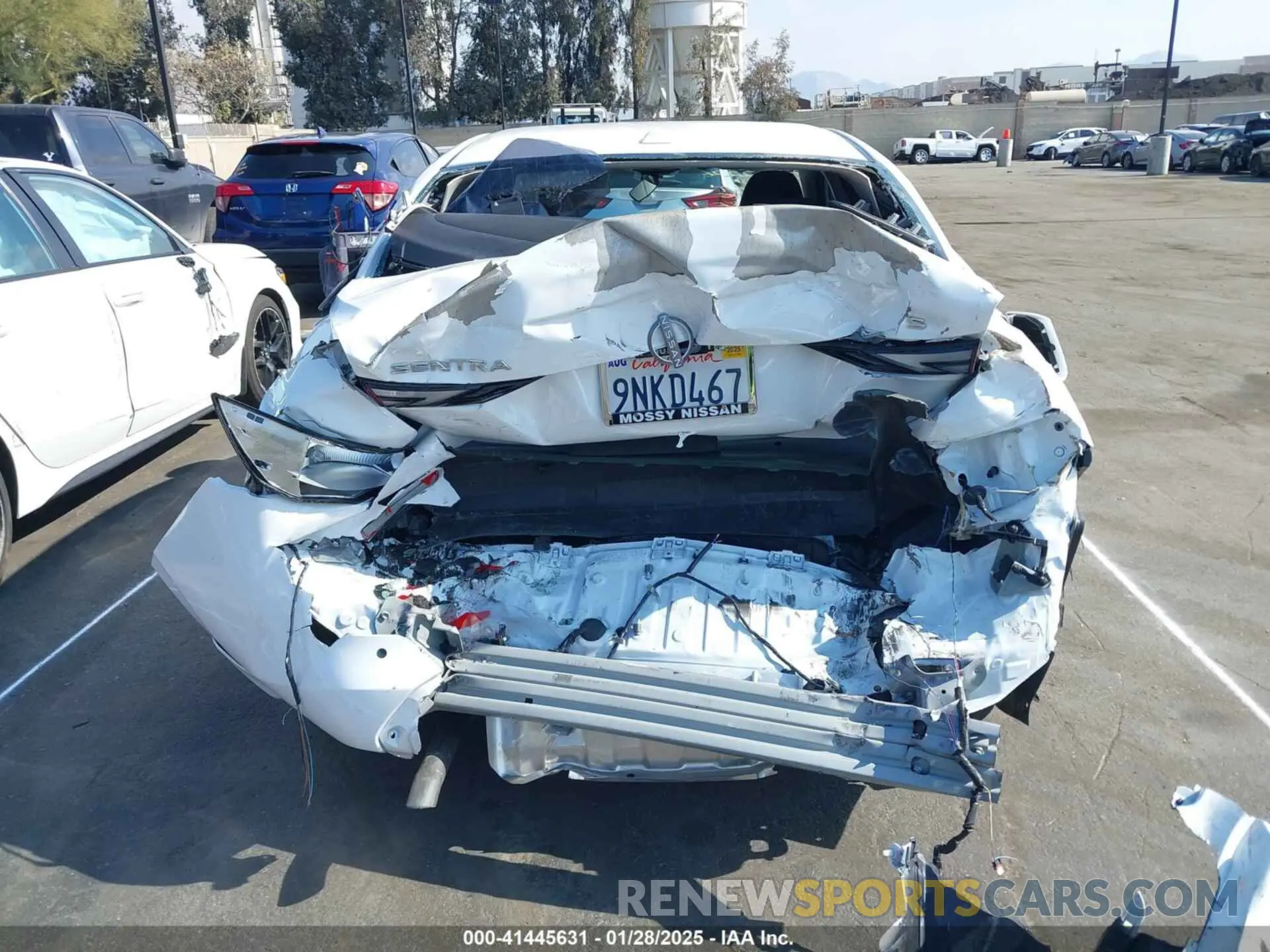 18 Photograph of a damaged car 3N1AB8CV6RY379841 NISSAN SENTRA 2024