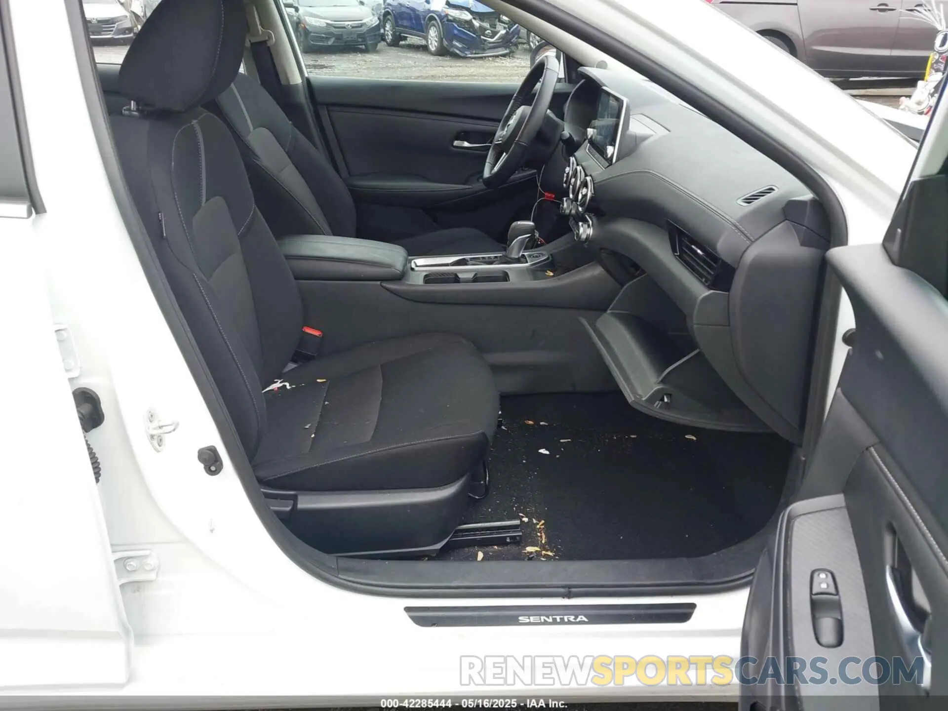 5 Photograph of a damaged car 3N1AB8CV7RY282924 NISSAN SENTRA 2024
