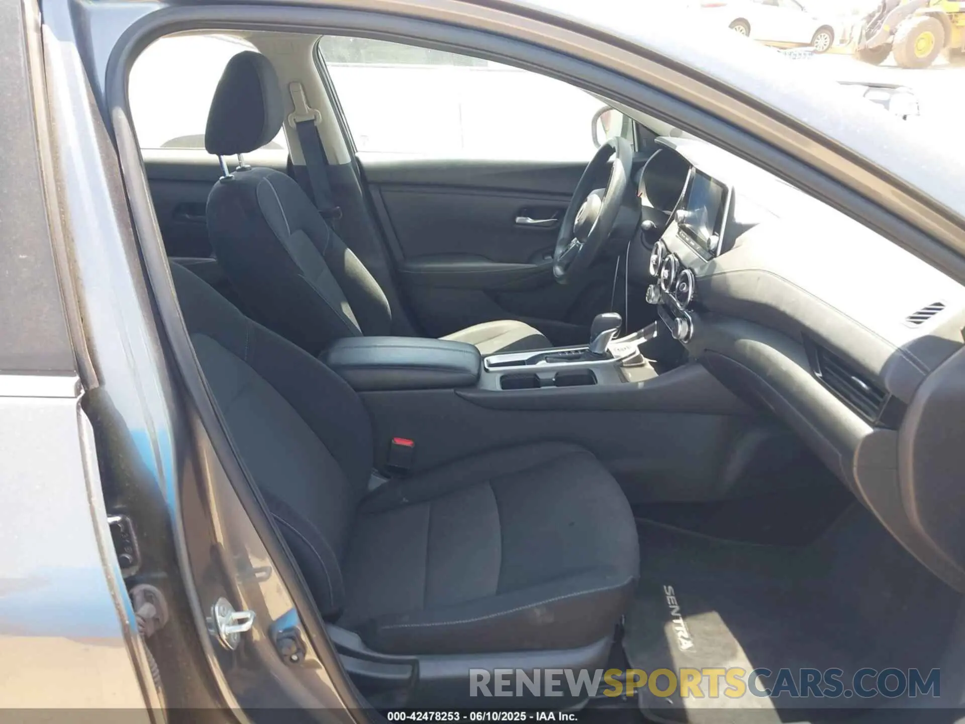 5 Photograph of a damaged car 3N1AB8CV8RY268823 NISSAN SENTRA 2024