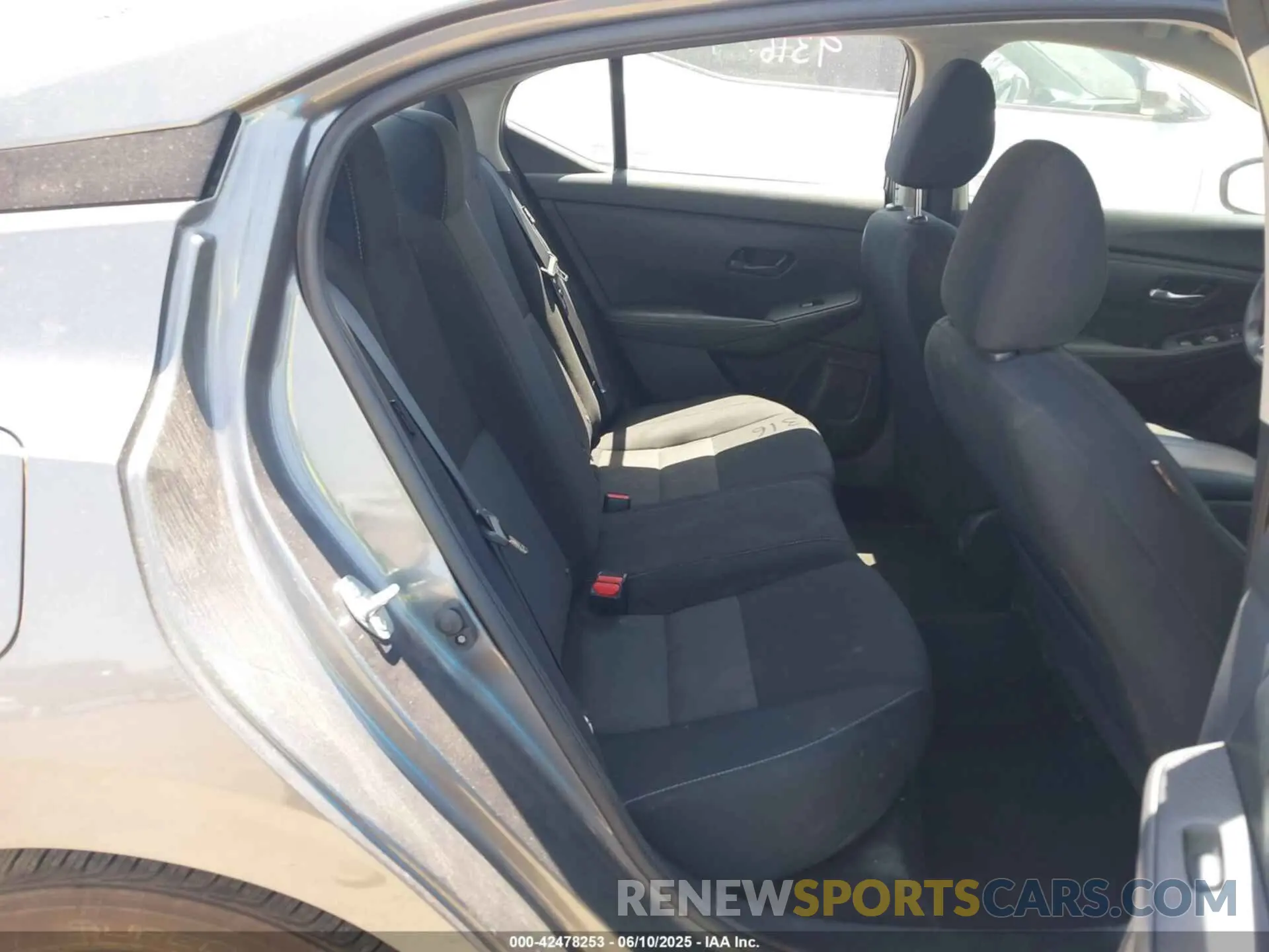 8 Photograph of a damaged car 3N1AB8CV8RY268823 NISSAN SENTRA 2024