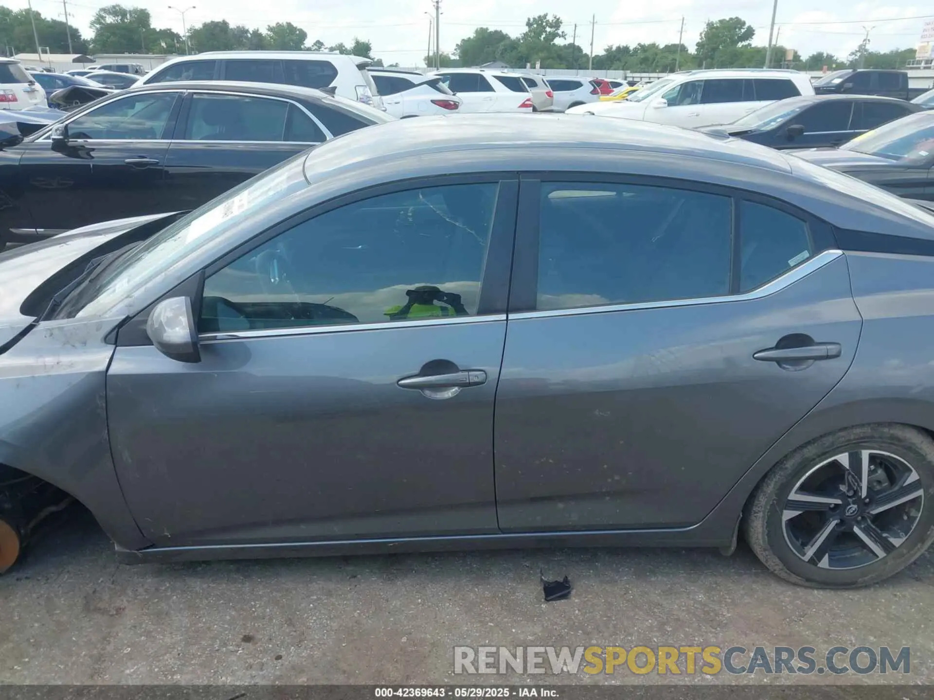 14 Photograph of a damaged car 3N1AB8CV8RY308947 NISSAN SENTRA 2024