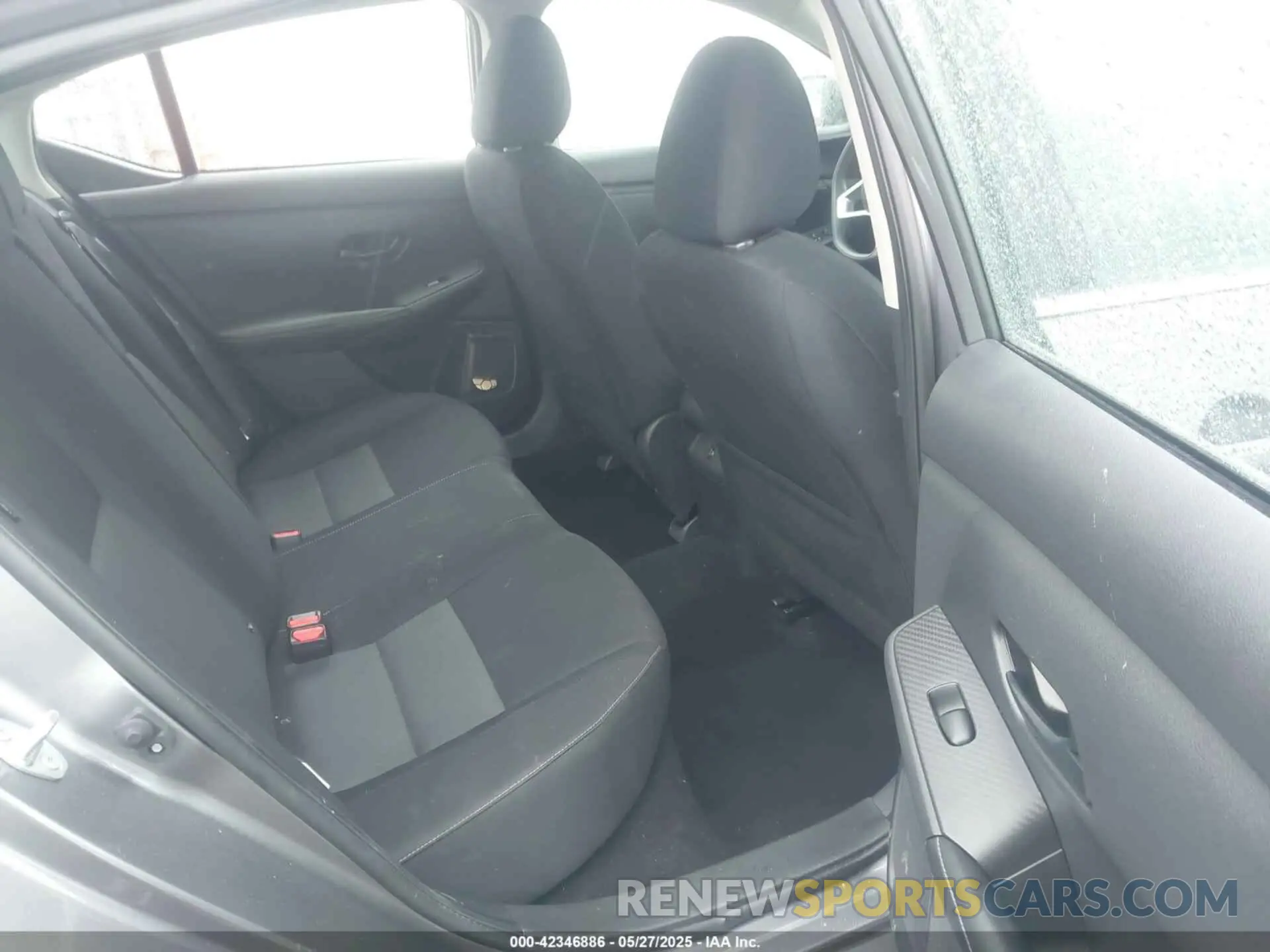 8 Photograph of a damaged car 3N1AB8CV9RY227794 NISSAN SENTRA 2024